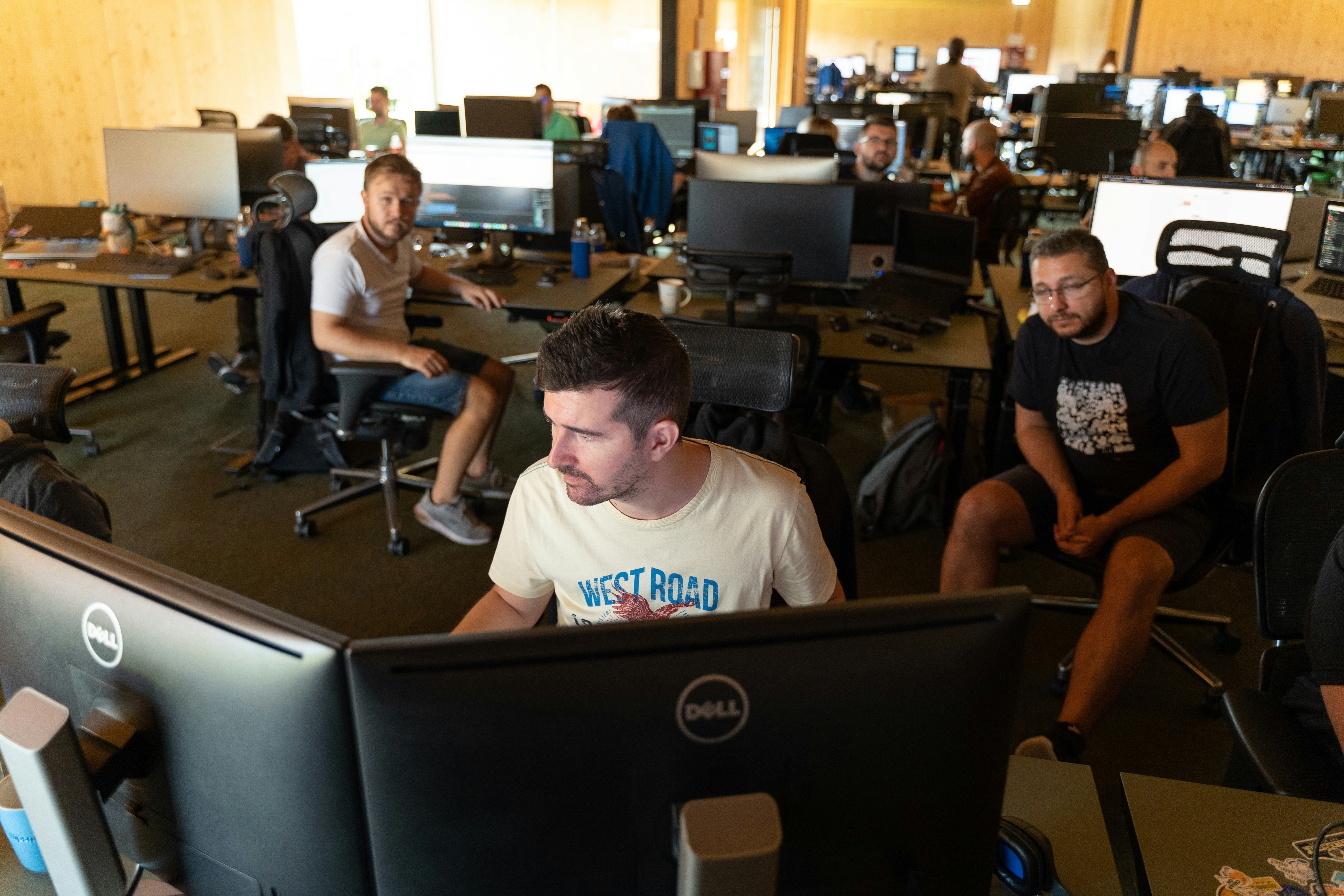 Impulsa un ROI del 50% con nuestro mejor equipo de programadores en Madrid