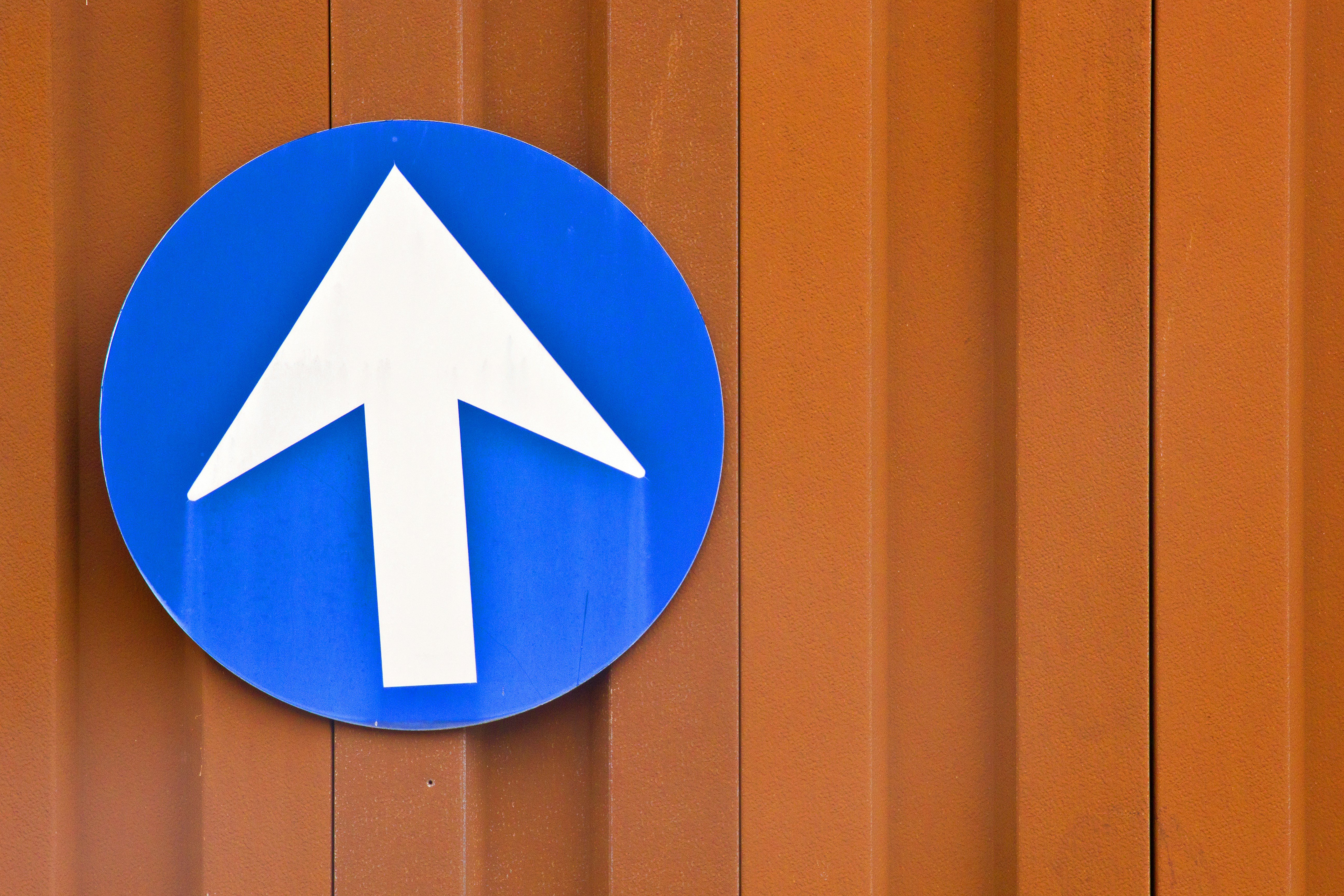 Top 3 Empresas para cómo automatizar seguimientos salientes en Madrid