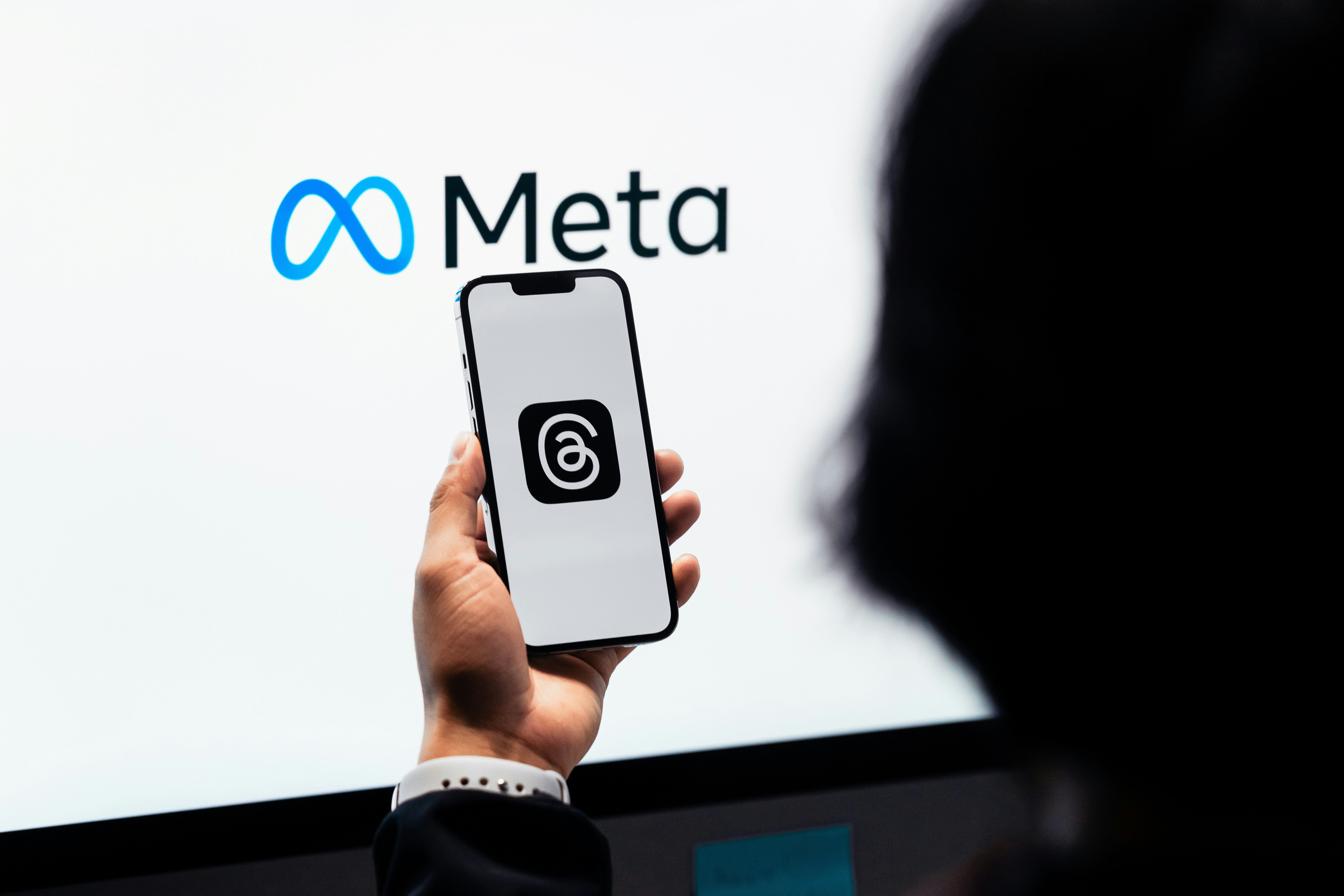 Meta usará tu actividad en otros sitios web para personalizar tus feeds