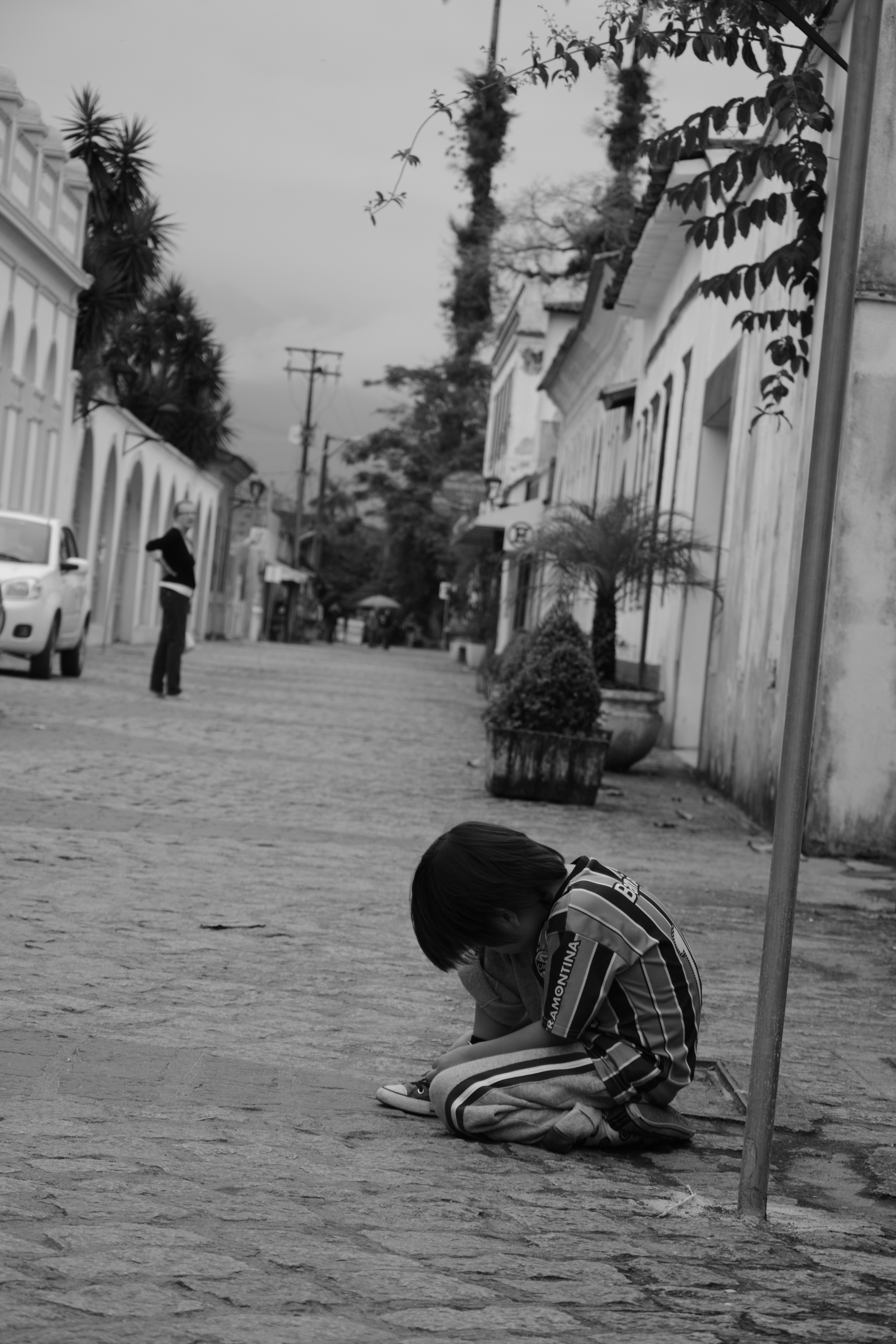 ¿Qué ventajas ofrece migrar una aplicación Delphi a una implementación web moderna para un negocio?