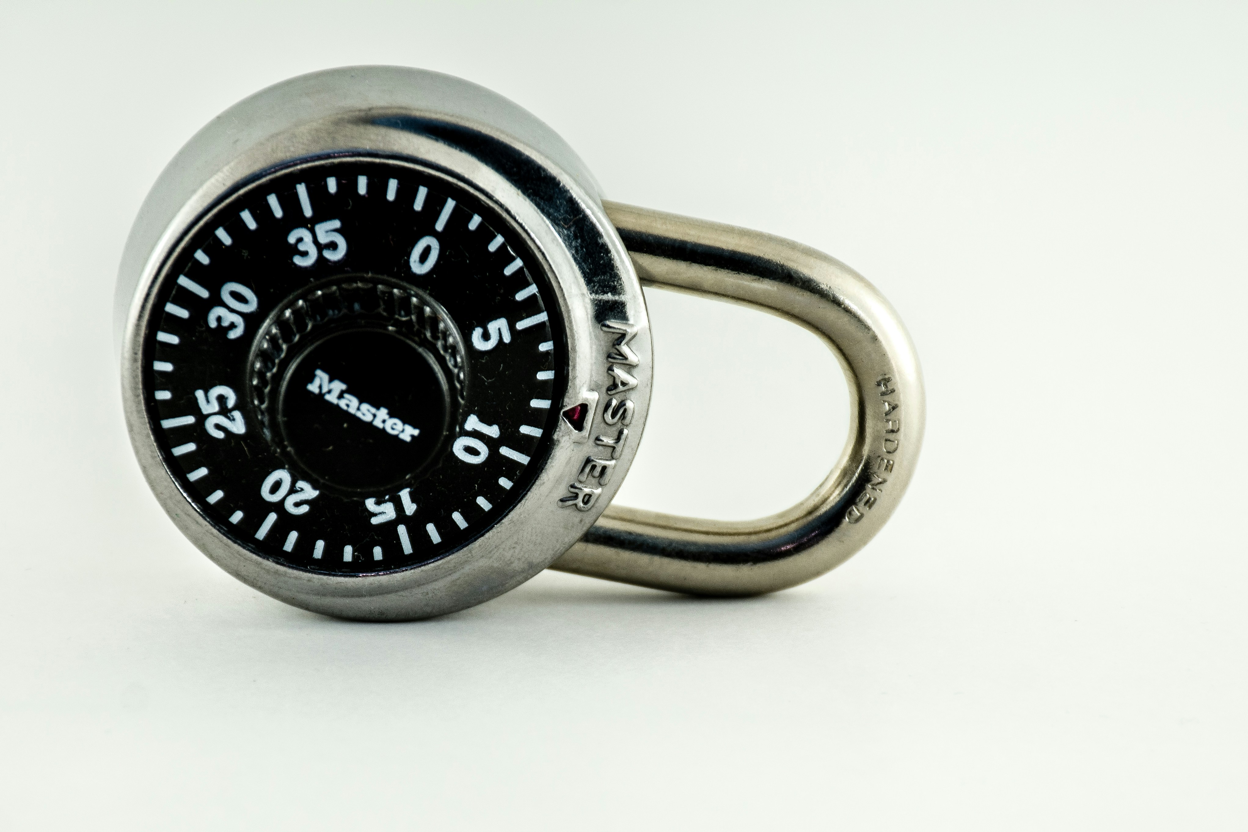 El modelo de seguridad de memoria de Solidity y el slot cero