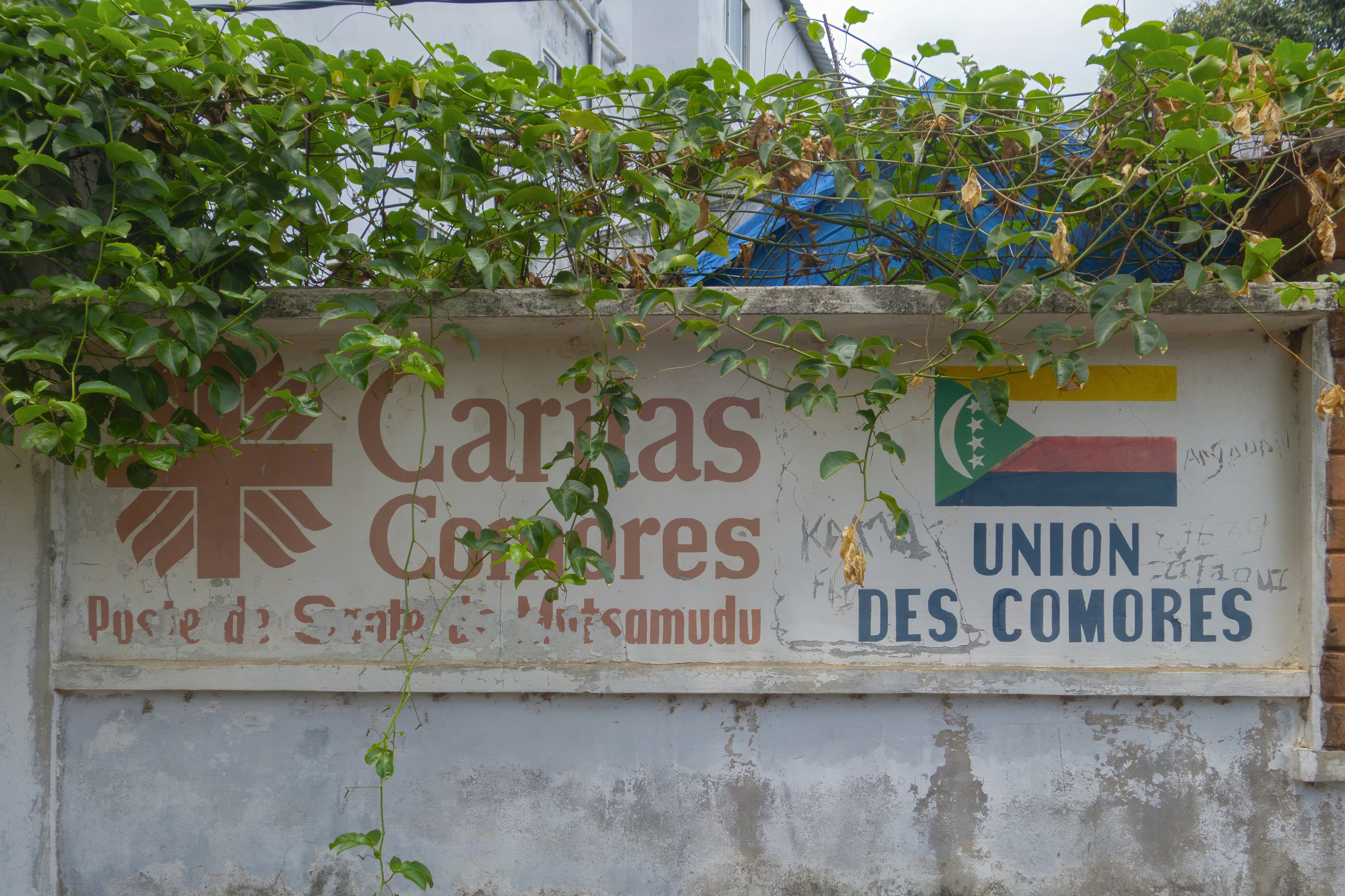 ¿Es compatible el monitoreo de calidad del centro de contacto con herramientas de inteligencia artificial?