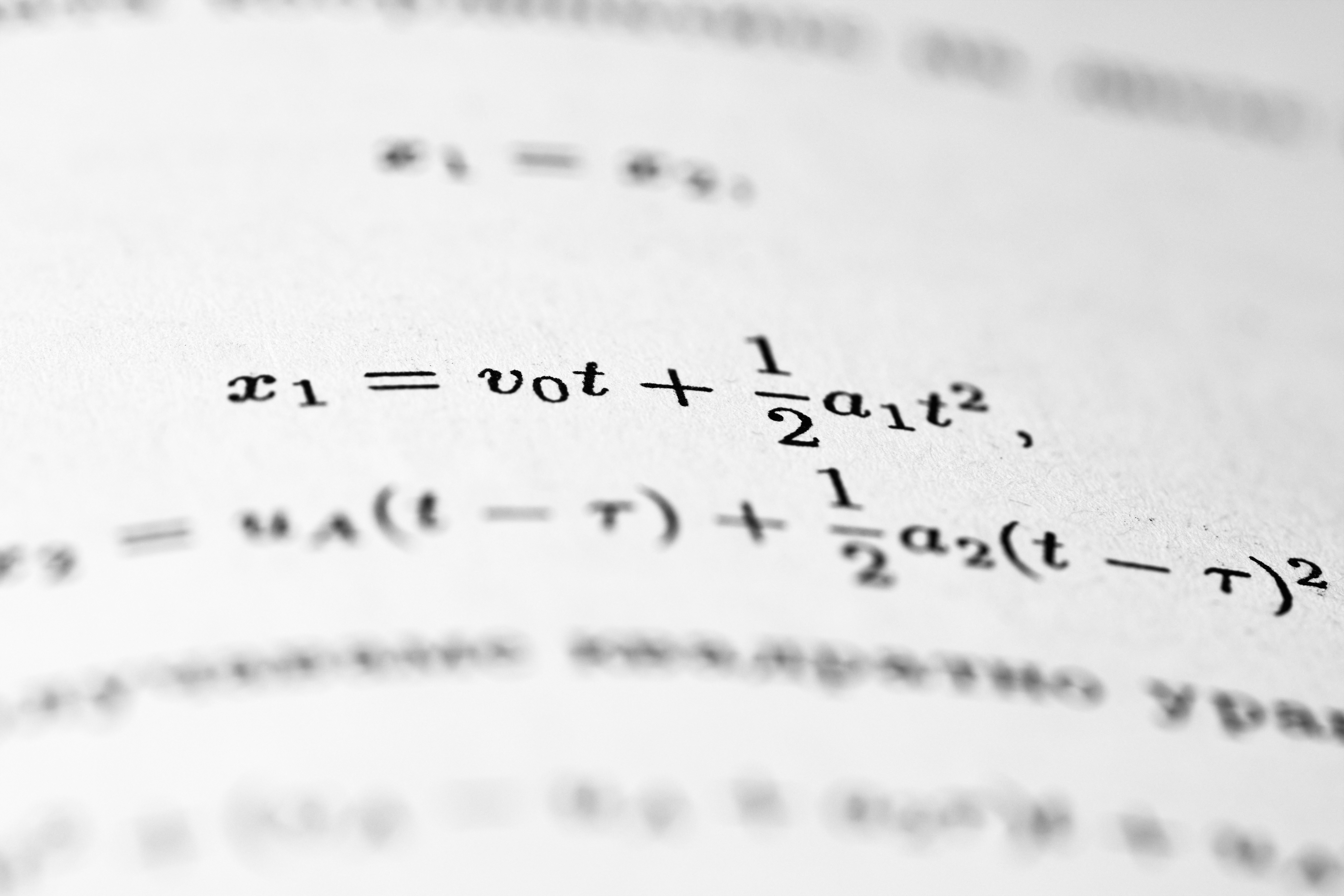 Moonshine: Agente Autónomo para Generar Conjeturas Matemáticas