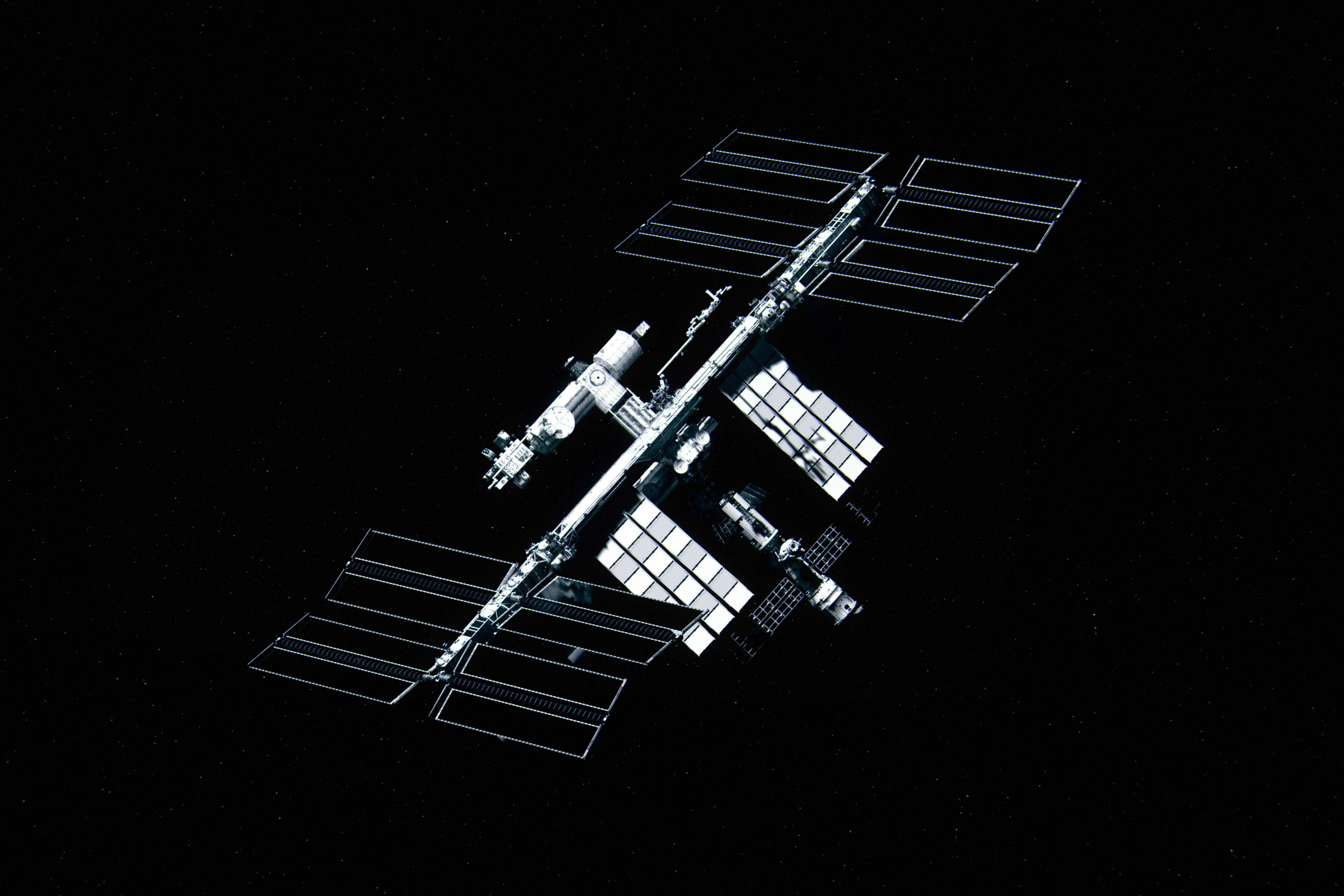 NASA rechaza plan ruso de cortar segmento con fugas en la ISS