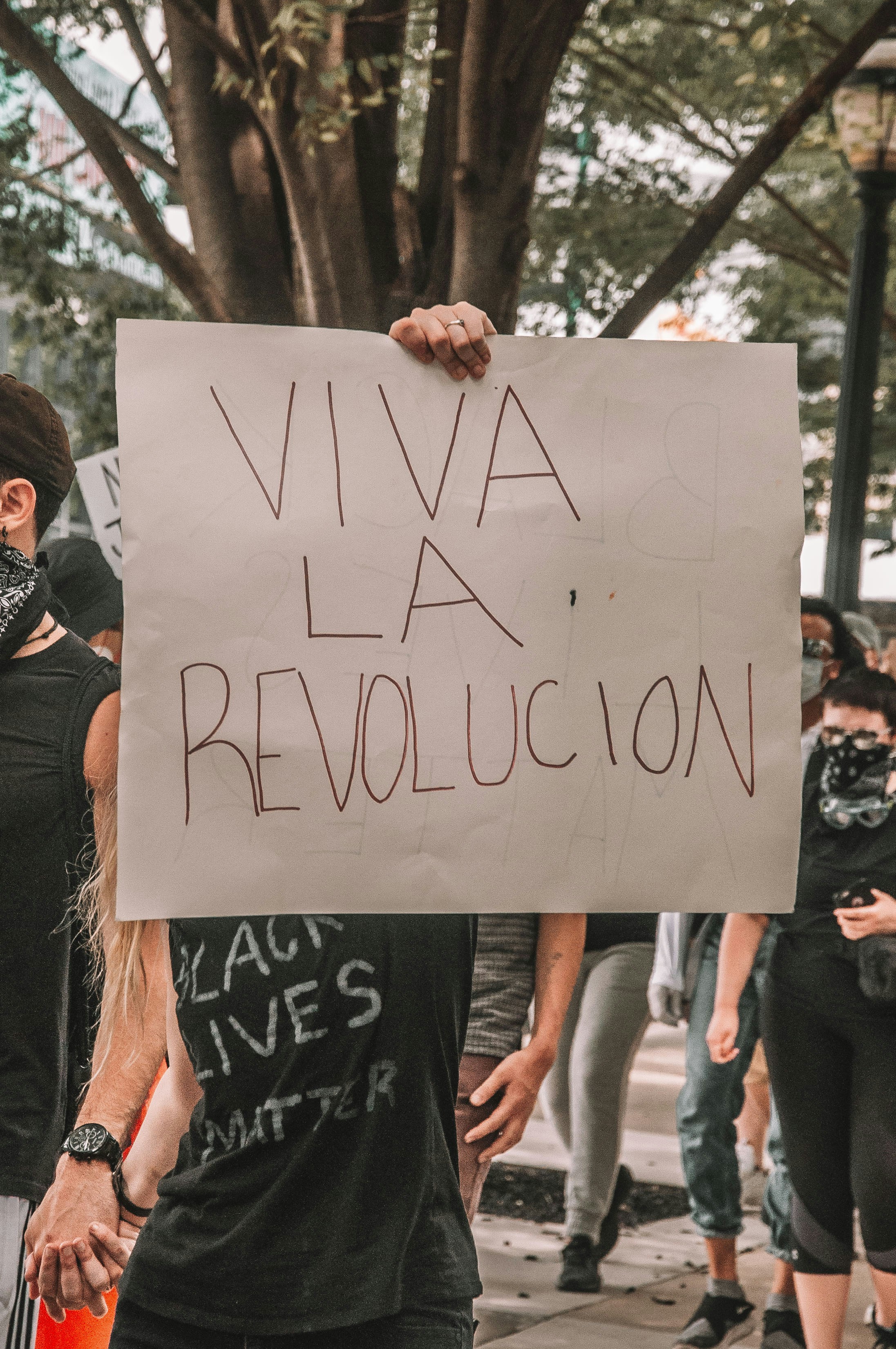 Viva la revolución: las listas de visitantes del perfil de LinkedIn pertenecen al pueblo, dice Noyb