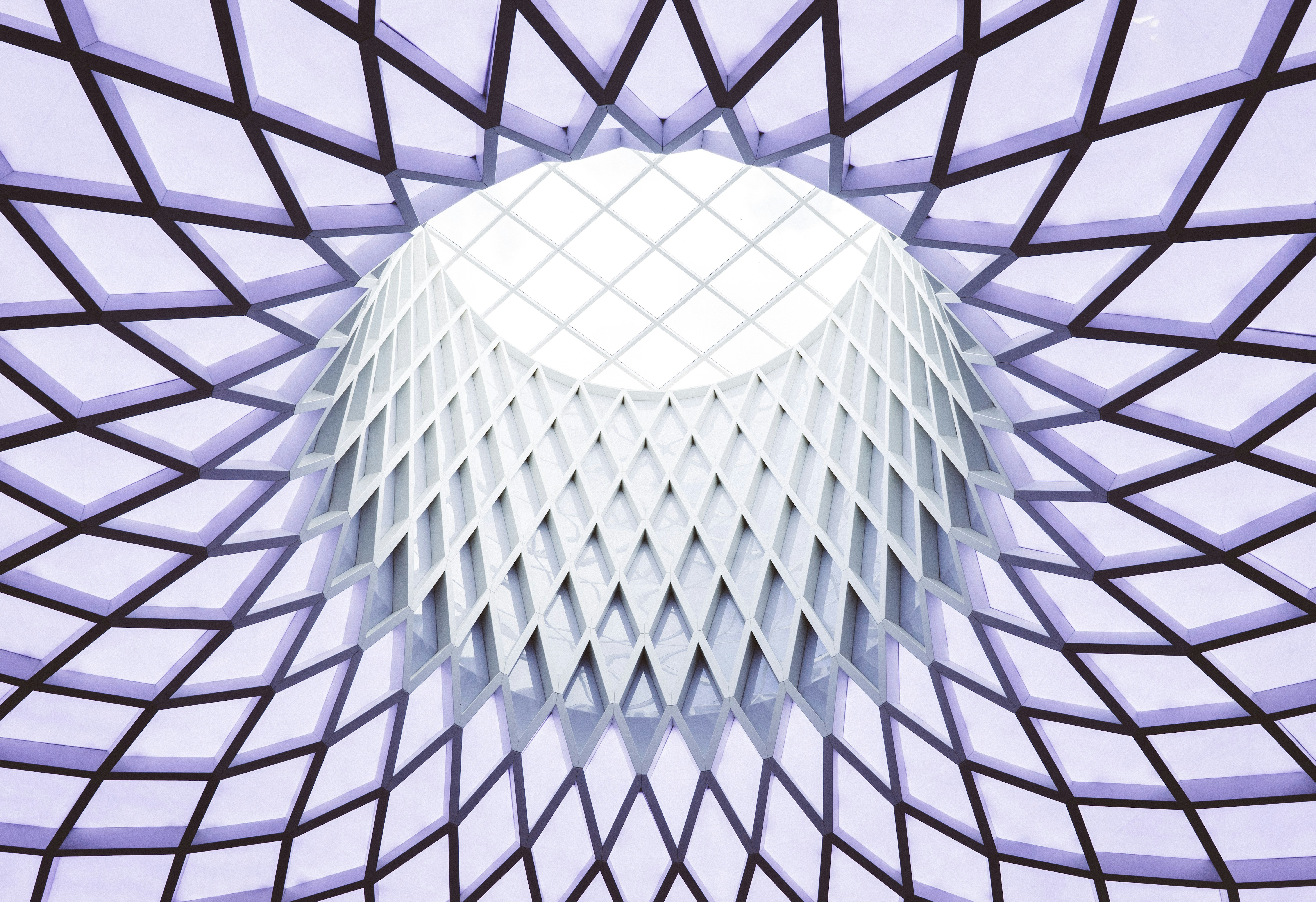 Apple aumenta el premio por la seguridad en un 100% en Hexagon 2025
