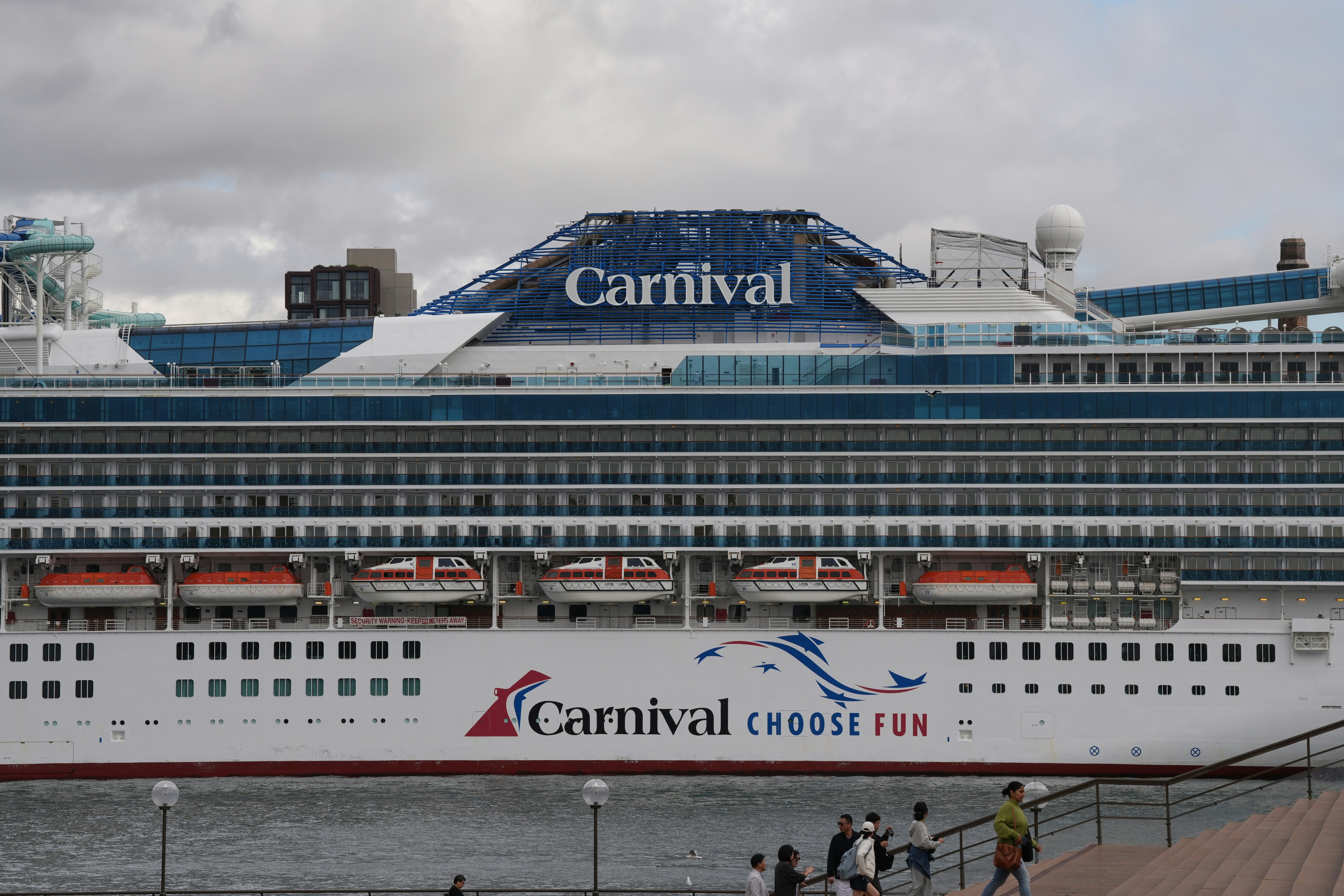 El nuevo programa de lealtad de Carnival Cruise Line molesta a algunos clientes. 'Una de las cosas más tonto que he visto.'