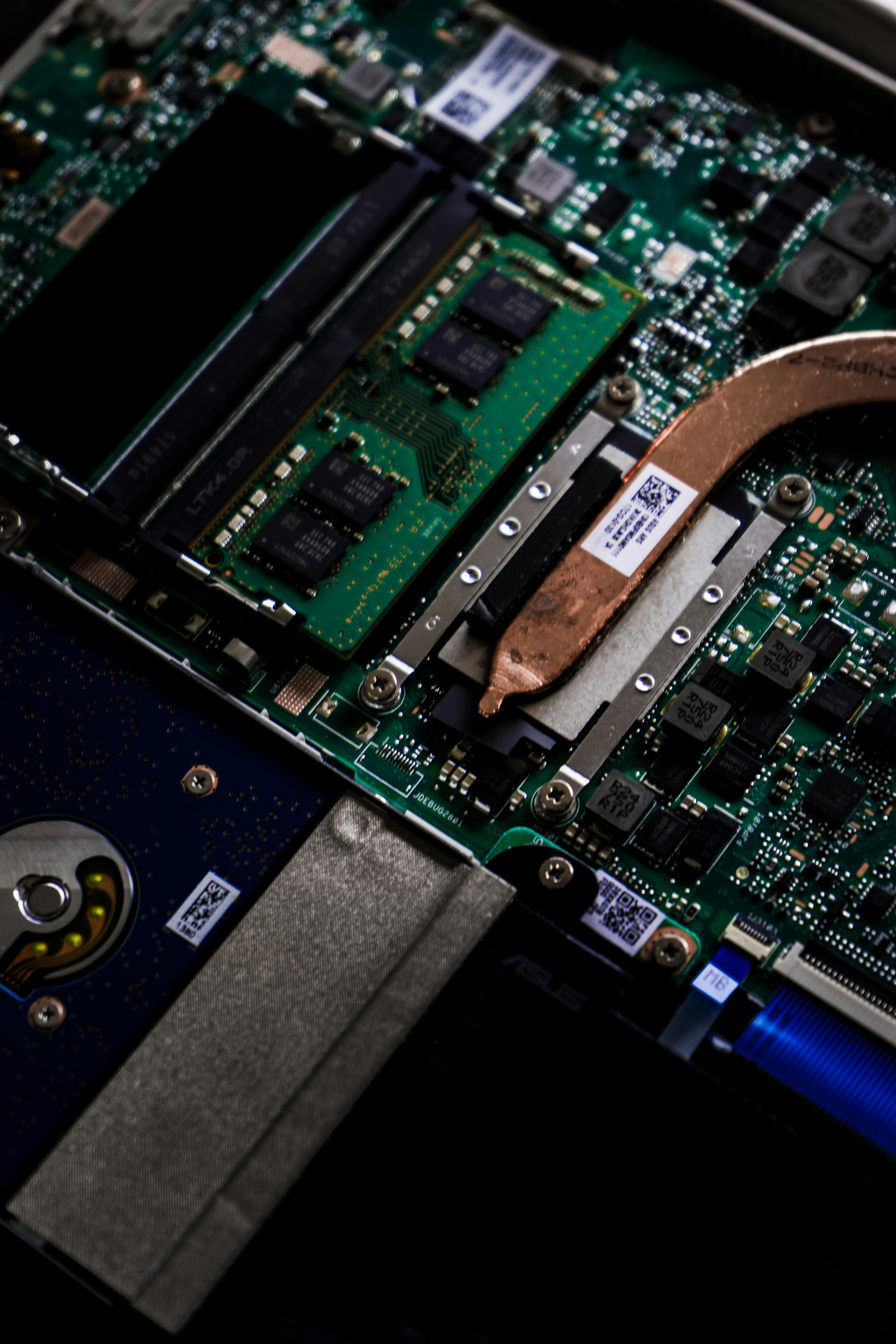 Nvidia AI chip ban: ¿pueden las empresas tecnológicas navegar una juego cero-suma geopolítico?>

En esta traducción, el título original se convierte en "Nvidia AI chip ban: ¿pueden las empresas tecnológicas navegar una juego cero-suma geopolítico?", donde la parte encerrada entre <trad> y