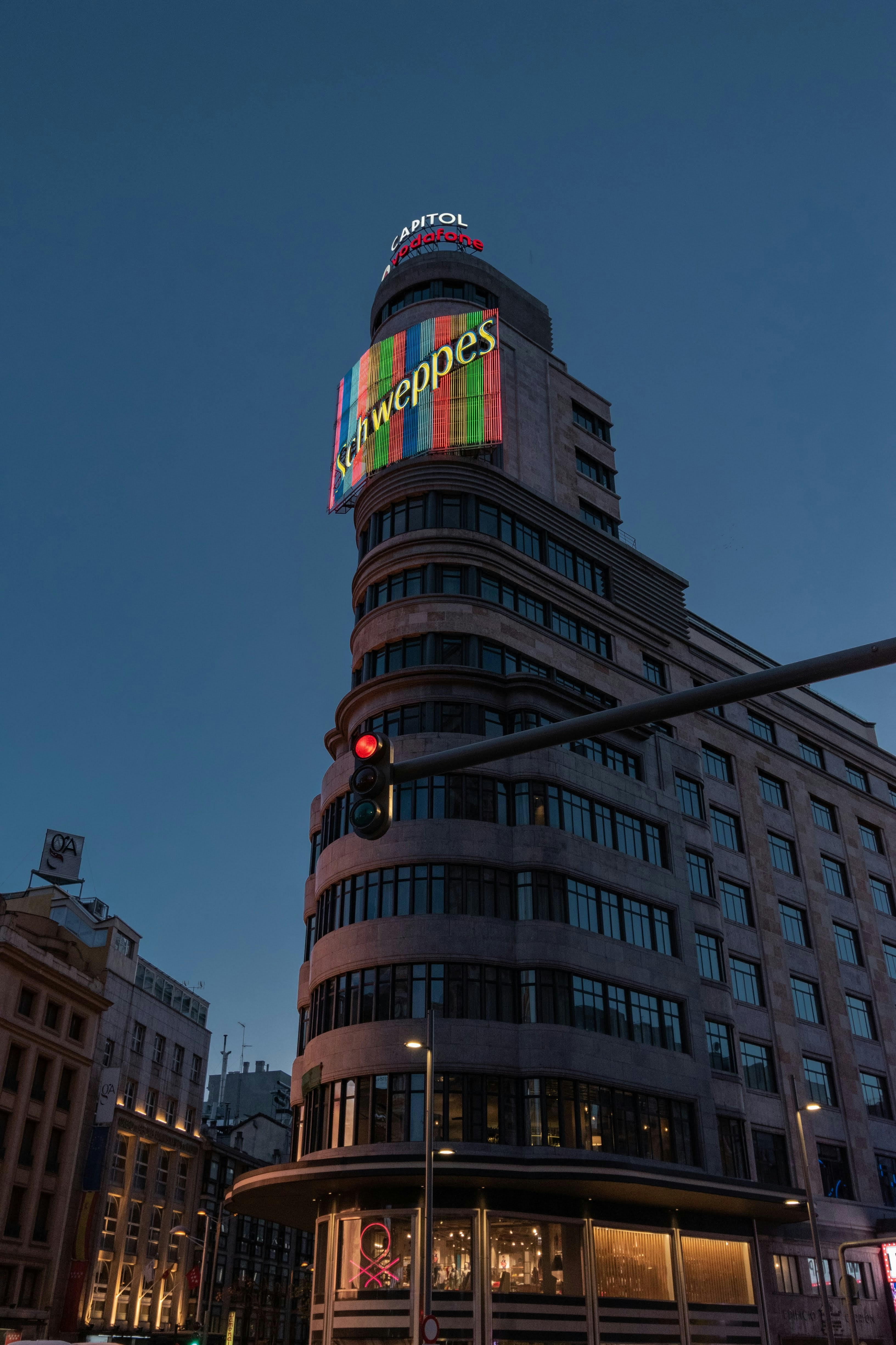 Obtén un ROI del 50% con Nuestra Mejor Agencia de Programación en Madrid