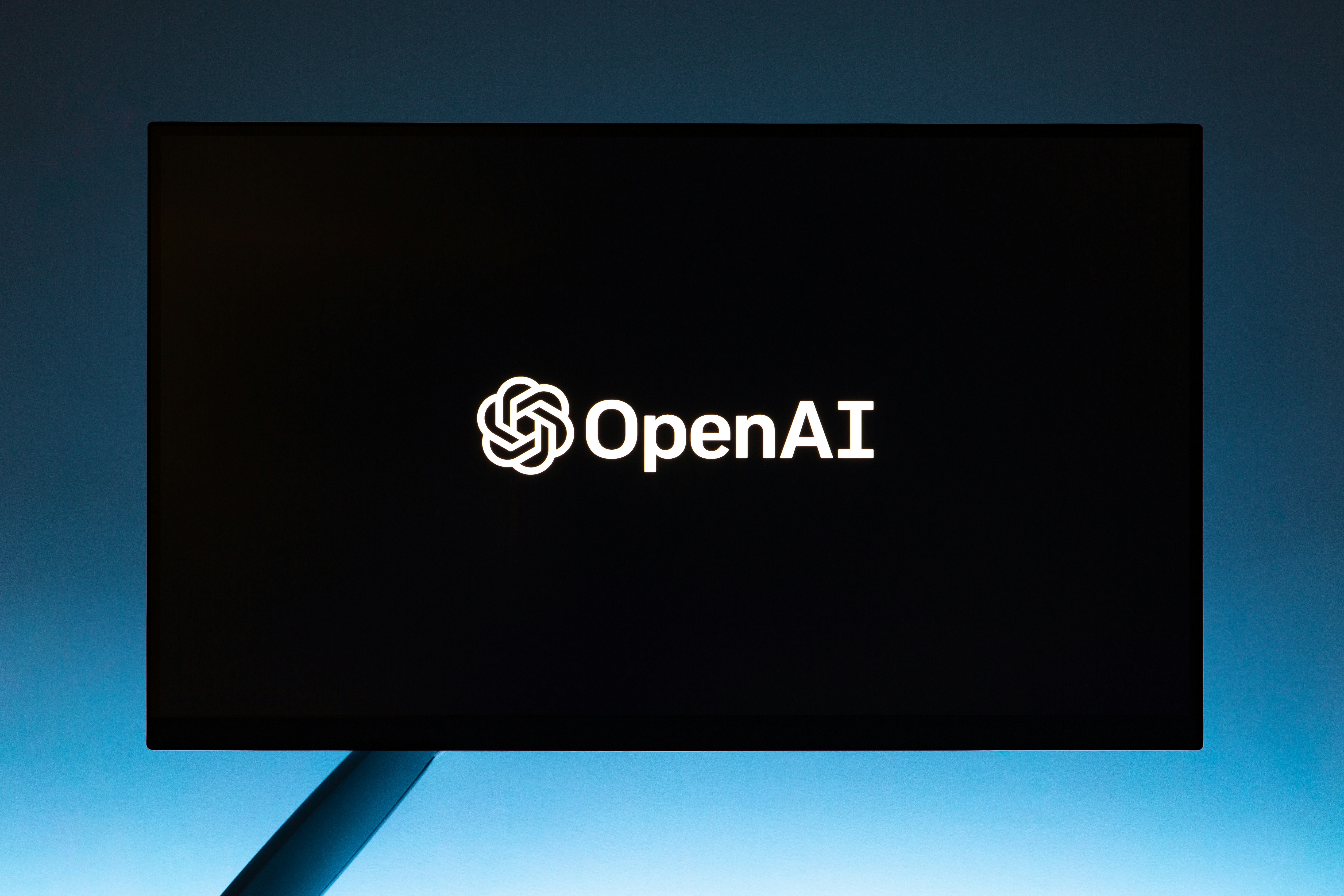 Partneria OpenAI con Broadcom para construir 10GW de chips AI personalizados