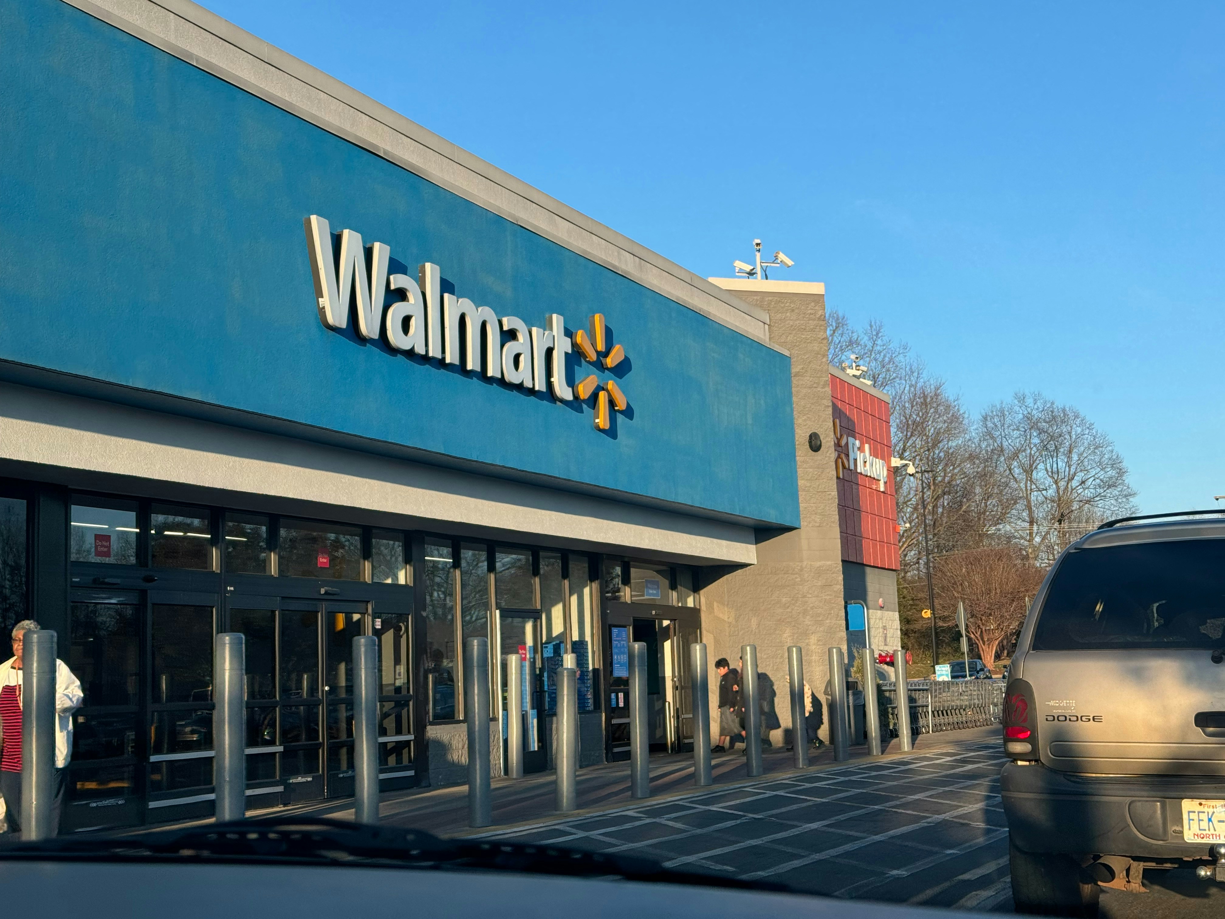 Compra de Walmart dentro del chat: OpenAI sigue expandiéndose en el comportamiento de compra de consumidores en la retail