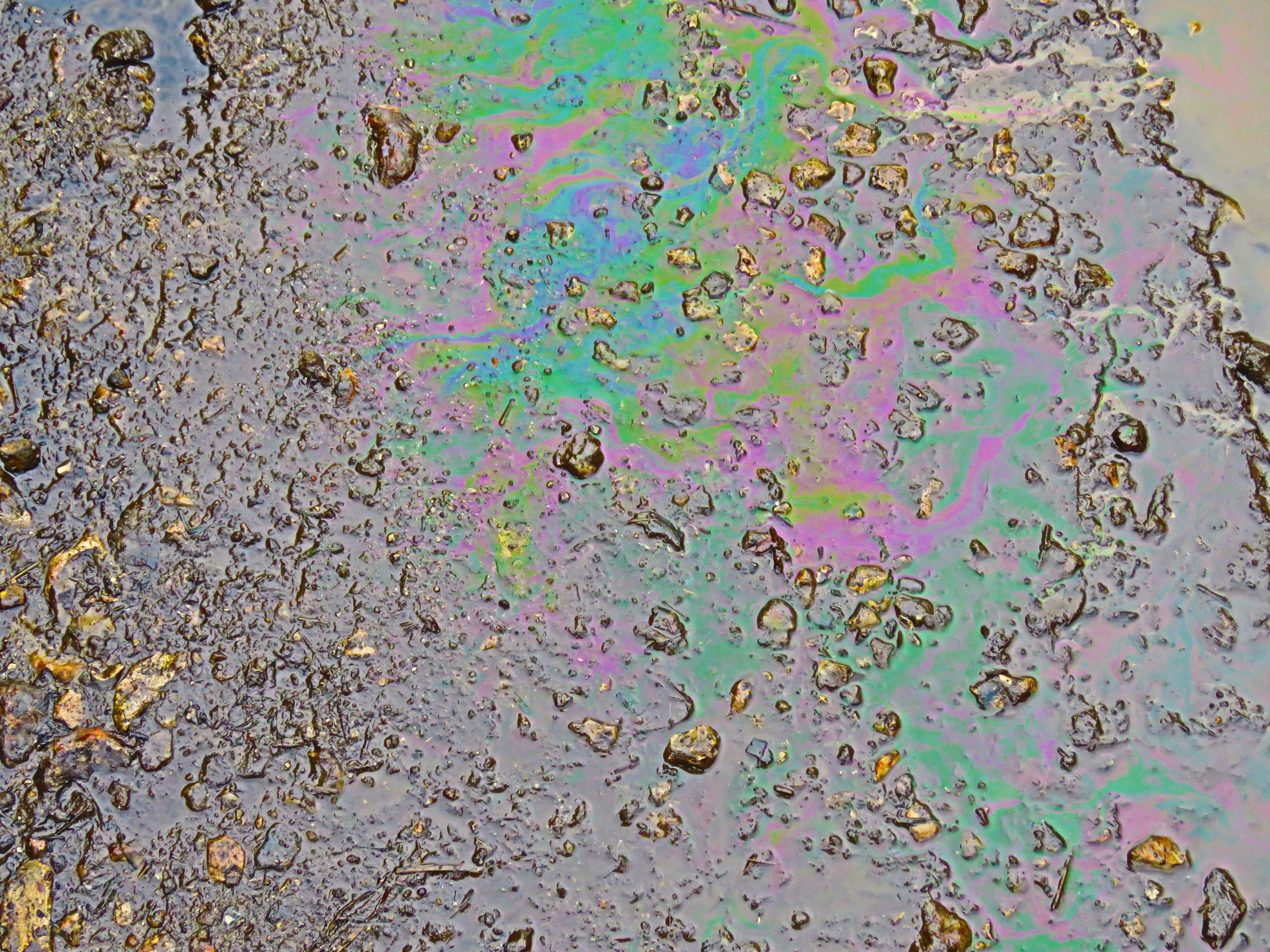 Autónomo Mitigación de la Corrosión Microbiana a través de la Optimización Dinámica de Cascada de Enzimas (AM-DECO)