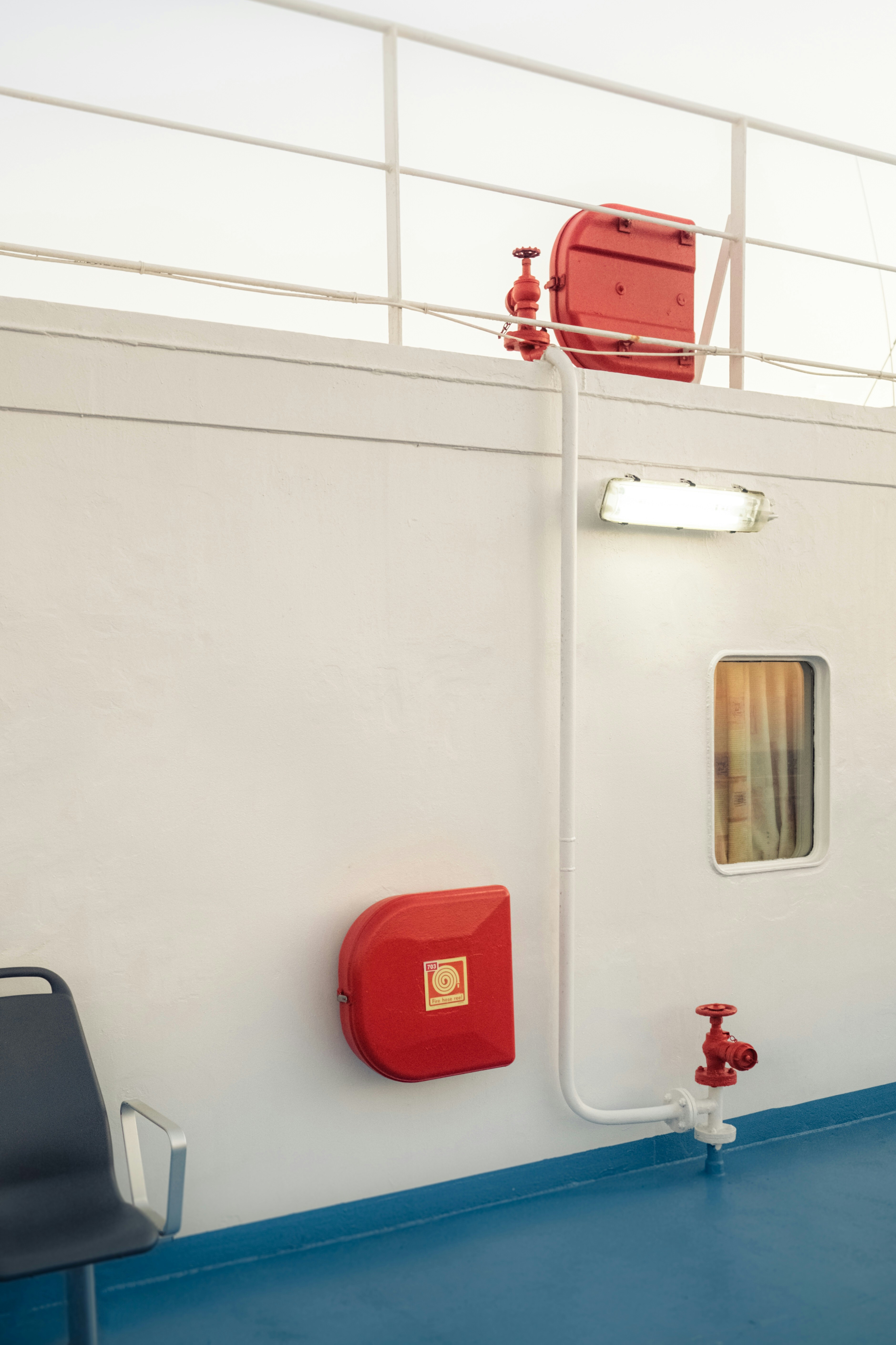 Cabinas sanitarias a medida: clave para optimizar espacios, costes y experiencia del usuario