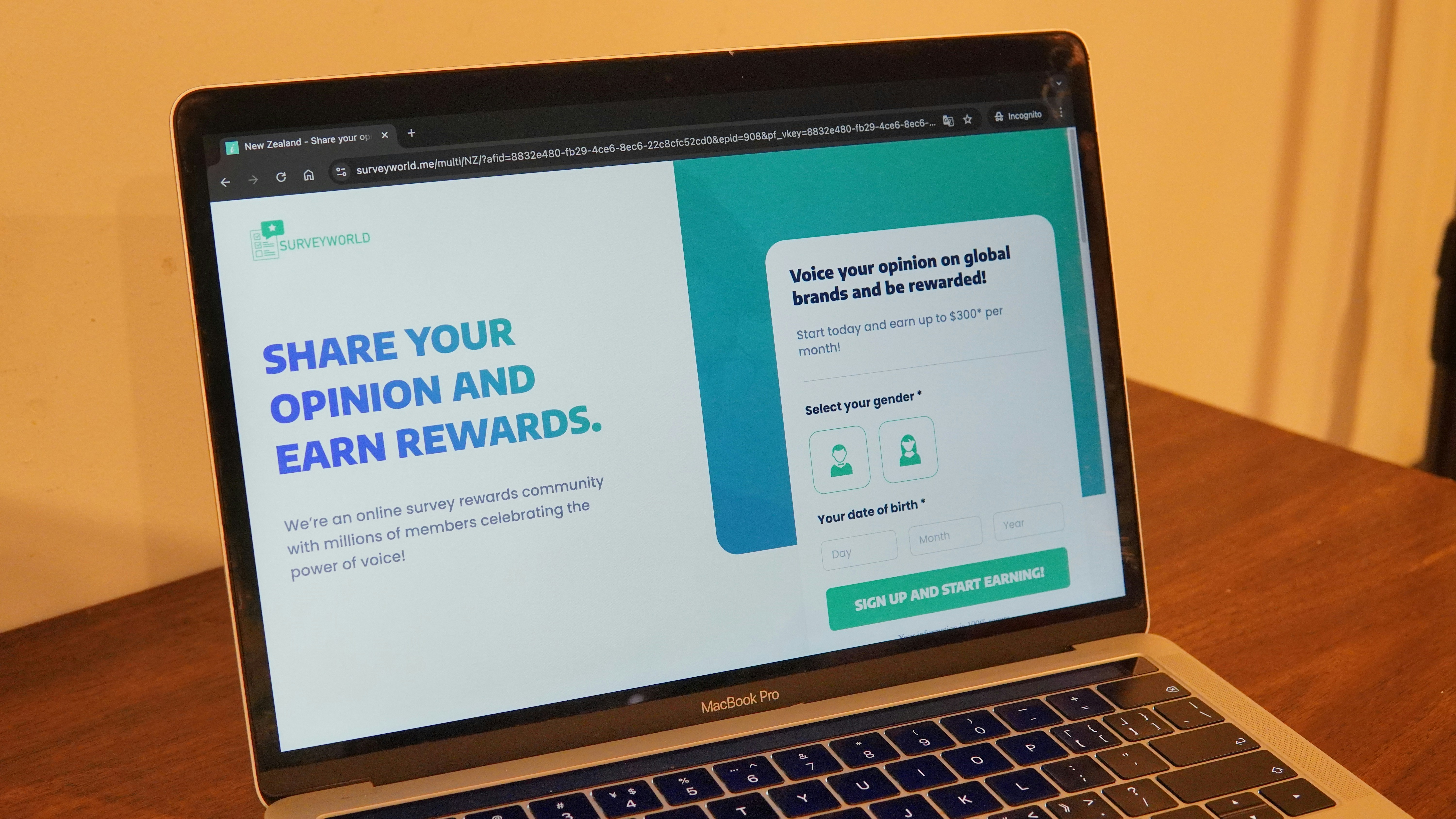 ¿Cómo puede la retroalimentación de los usuarios mejorar el registro de mi negocio en ChatGPT?
