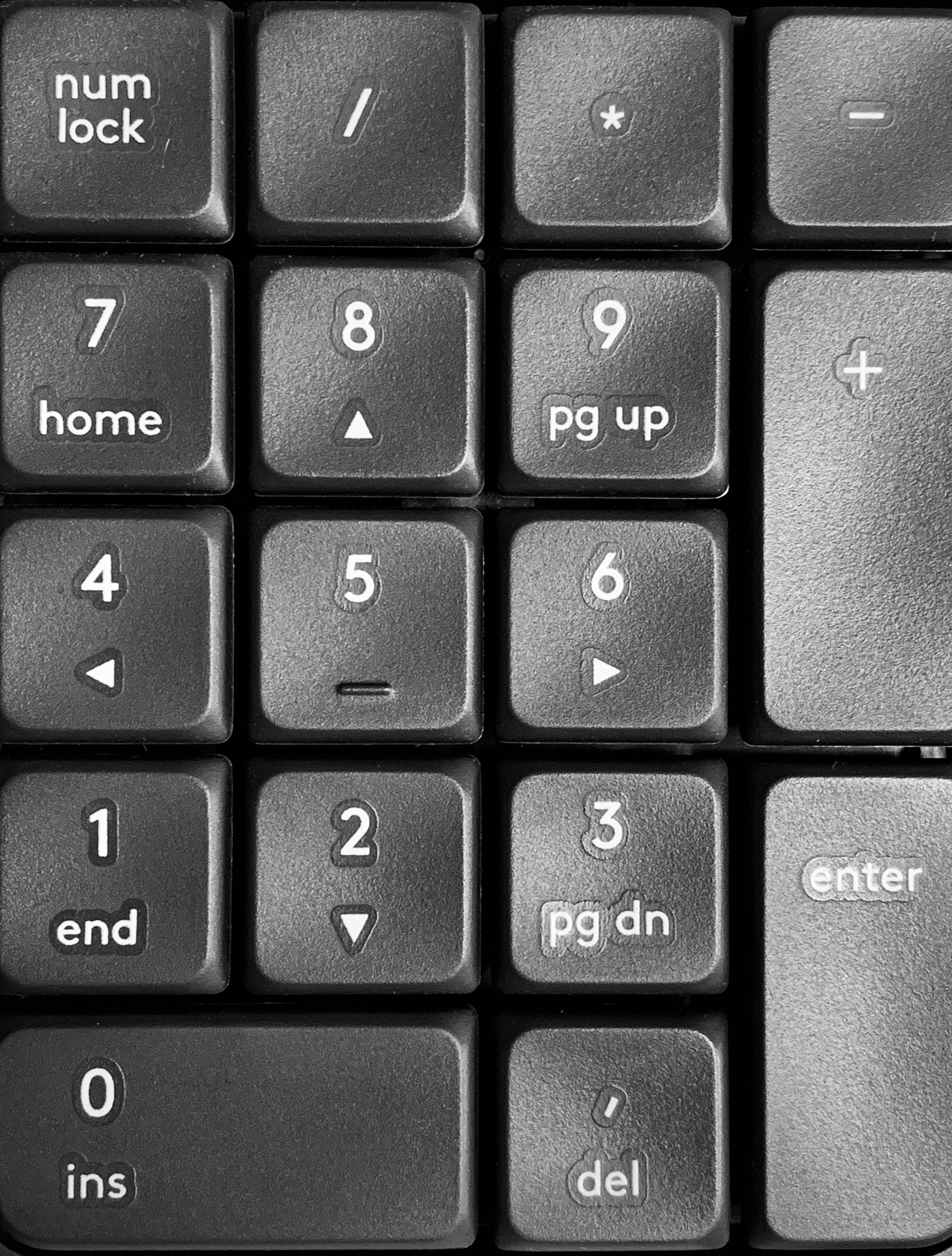 Deja de reemplazar todo tu teclado, cambia estas 7 teclas en su lugar