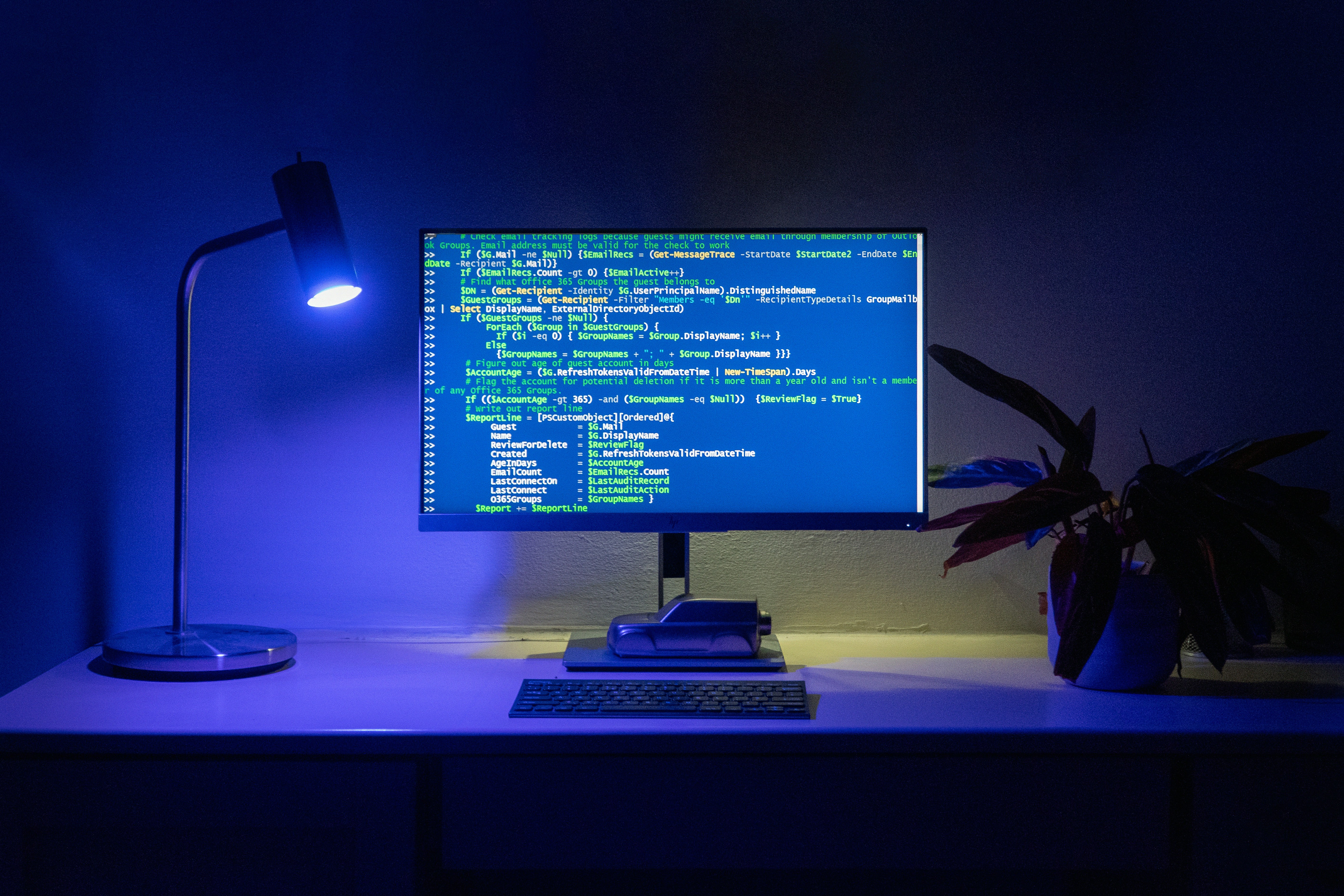 ¿Cuáles son los beneficios del software para el control de la optimización de costos?