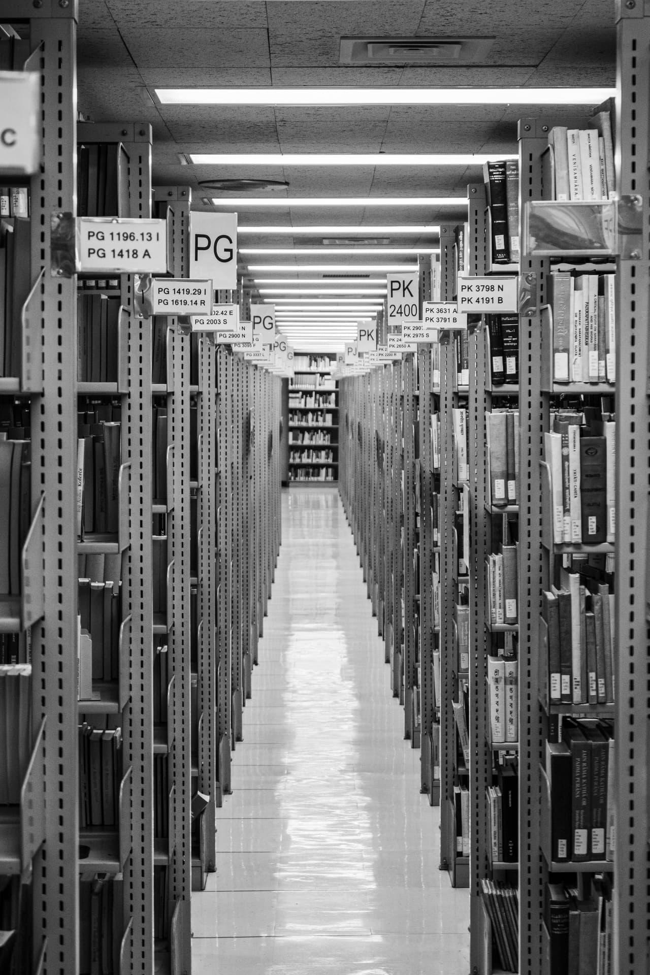 Optimización de inventario predictivo: optimización en tiempo real del inventario con almacenamiento de datos multi-nube