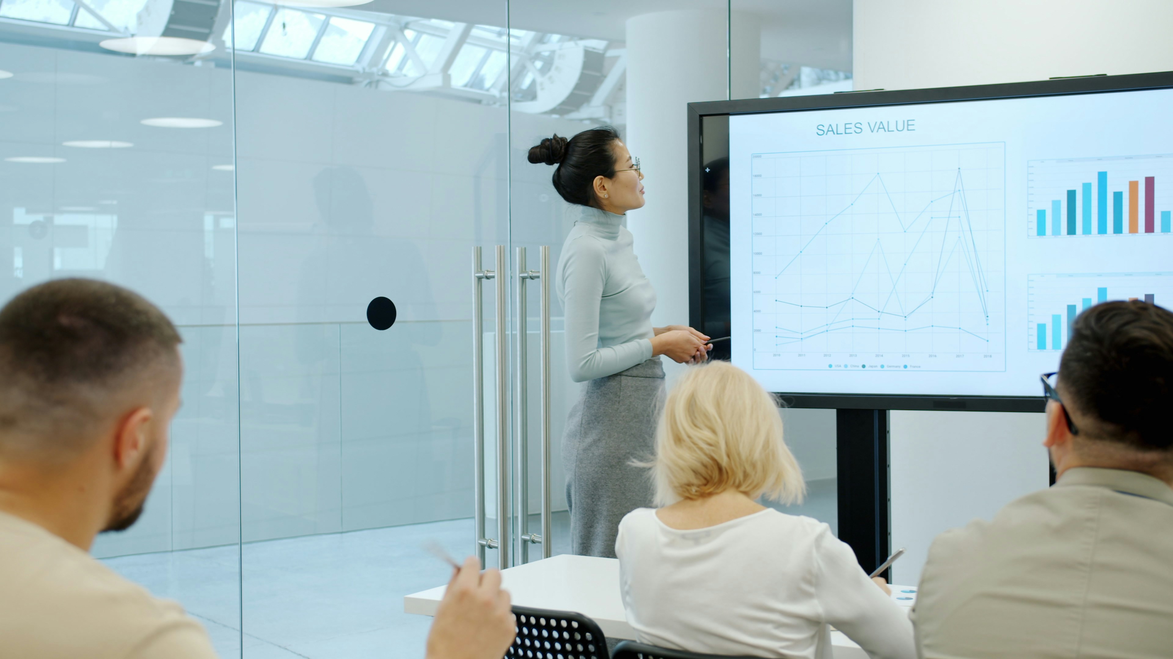 Soluciones prácticas para optimizar el software de la empresa: maximizando la eficiencia