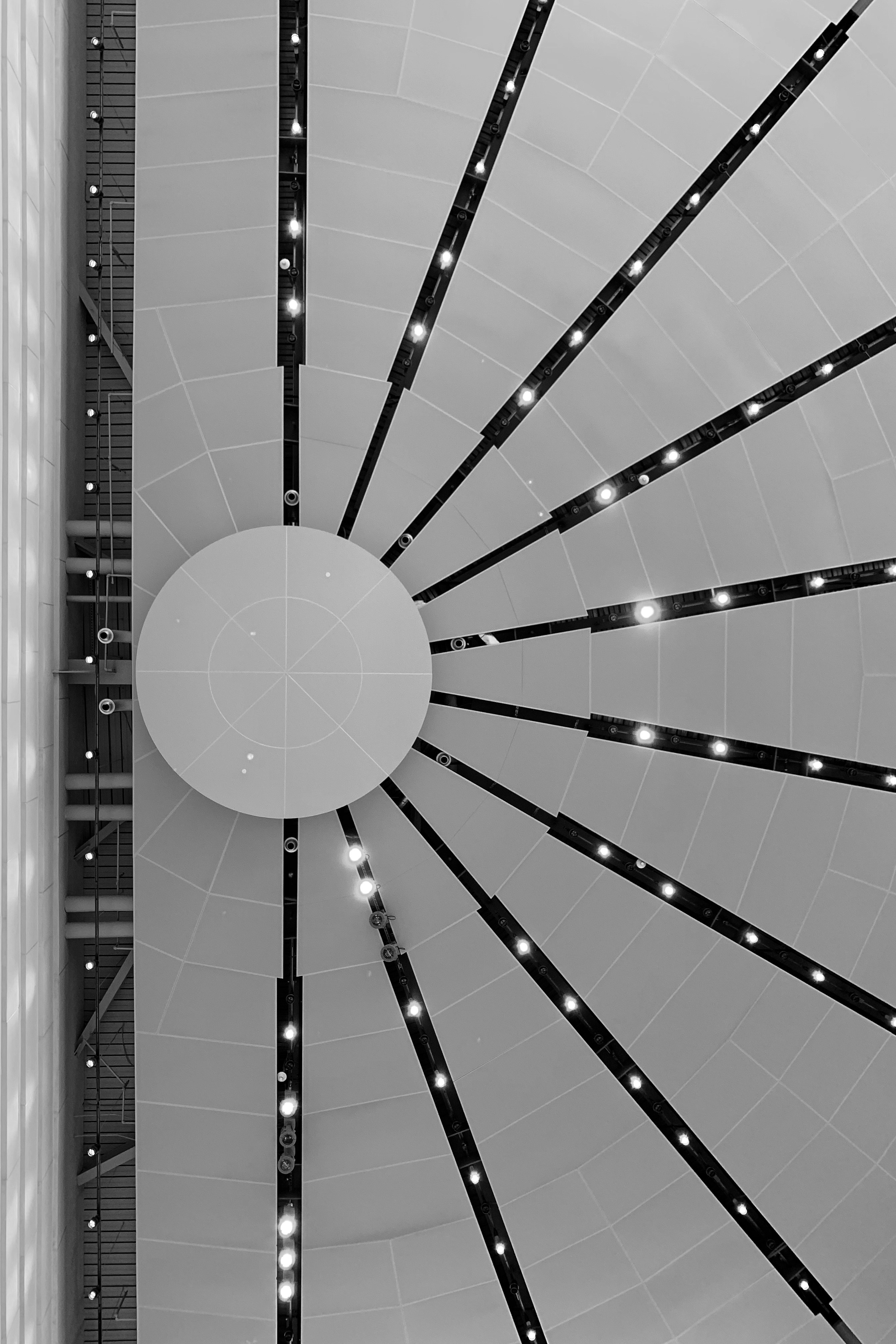  Mejores prácticas para optimizar imágenes Docker e incrementar velocidad de build en líneas de tiempo CI/CD
(Título en español: "Mejores prácticas para optimizar imágenes Docker y mejorar el rendimiento del build en líneas de tiempo CI/CD")