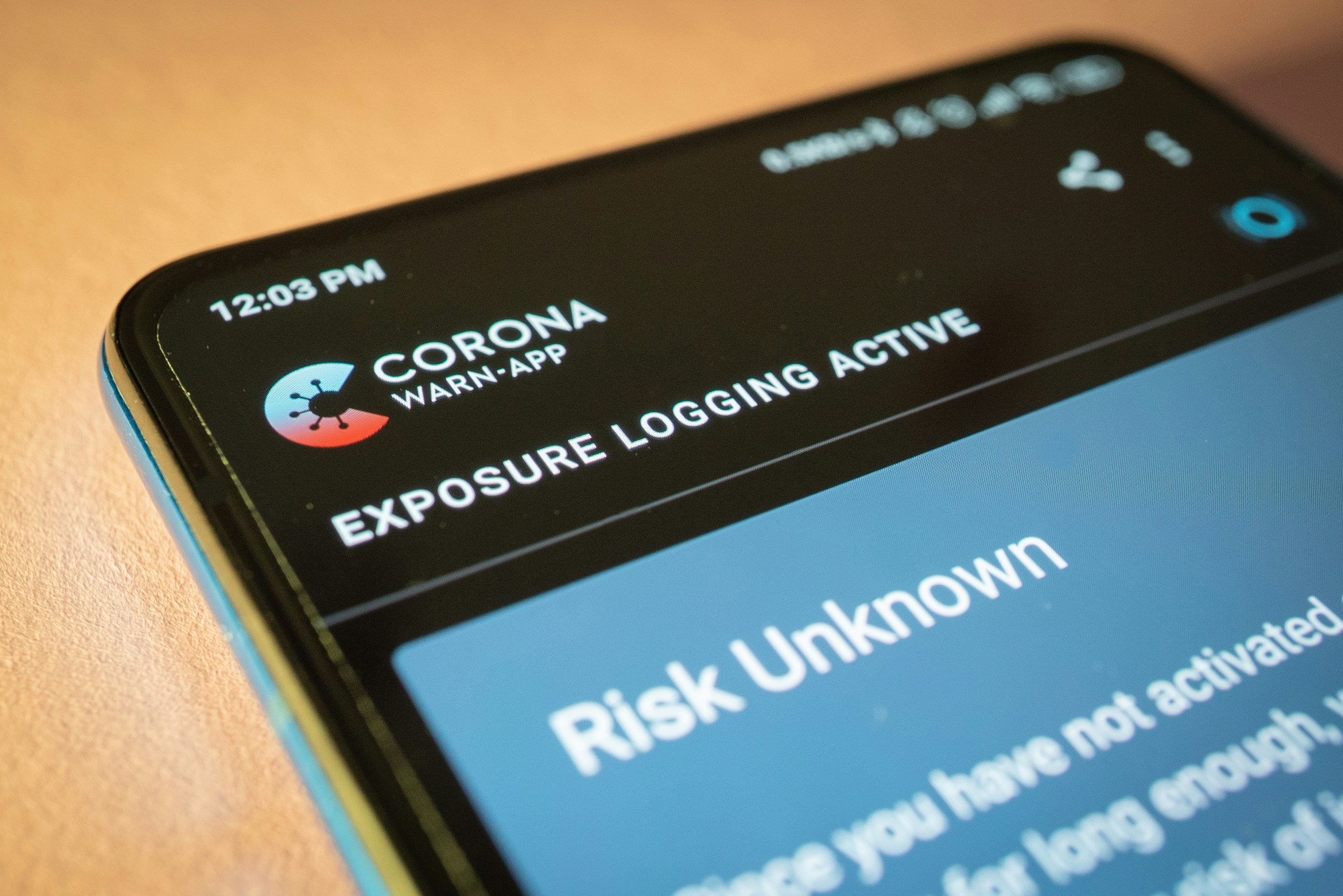 Securidad en la memoria local de la aplicación Android contra riesgos ocultos
