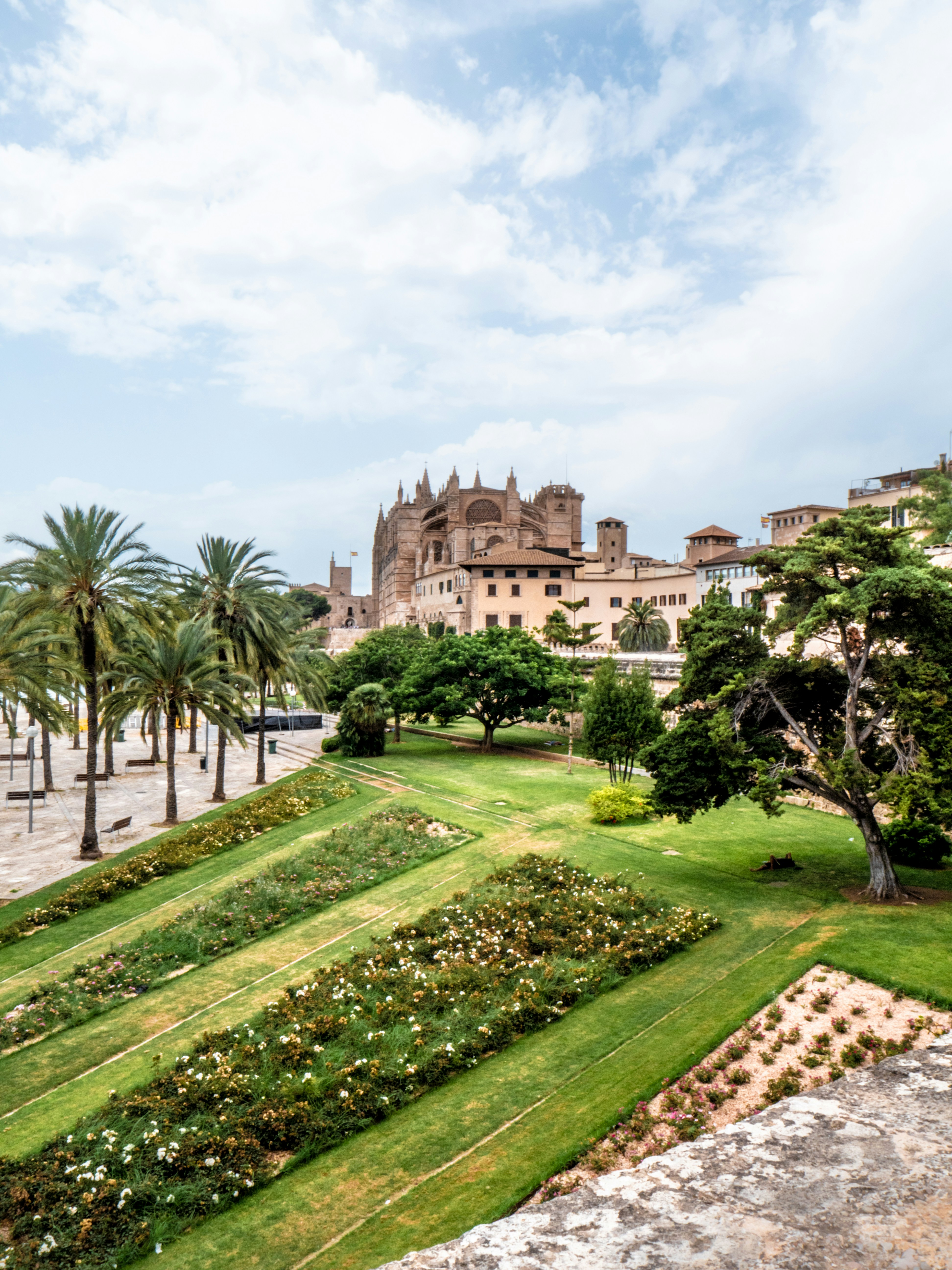 Partner oficial de desarrollo de aplicaciones móviles personalizadas en Palma - Más de 15 años de experiencia