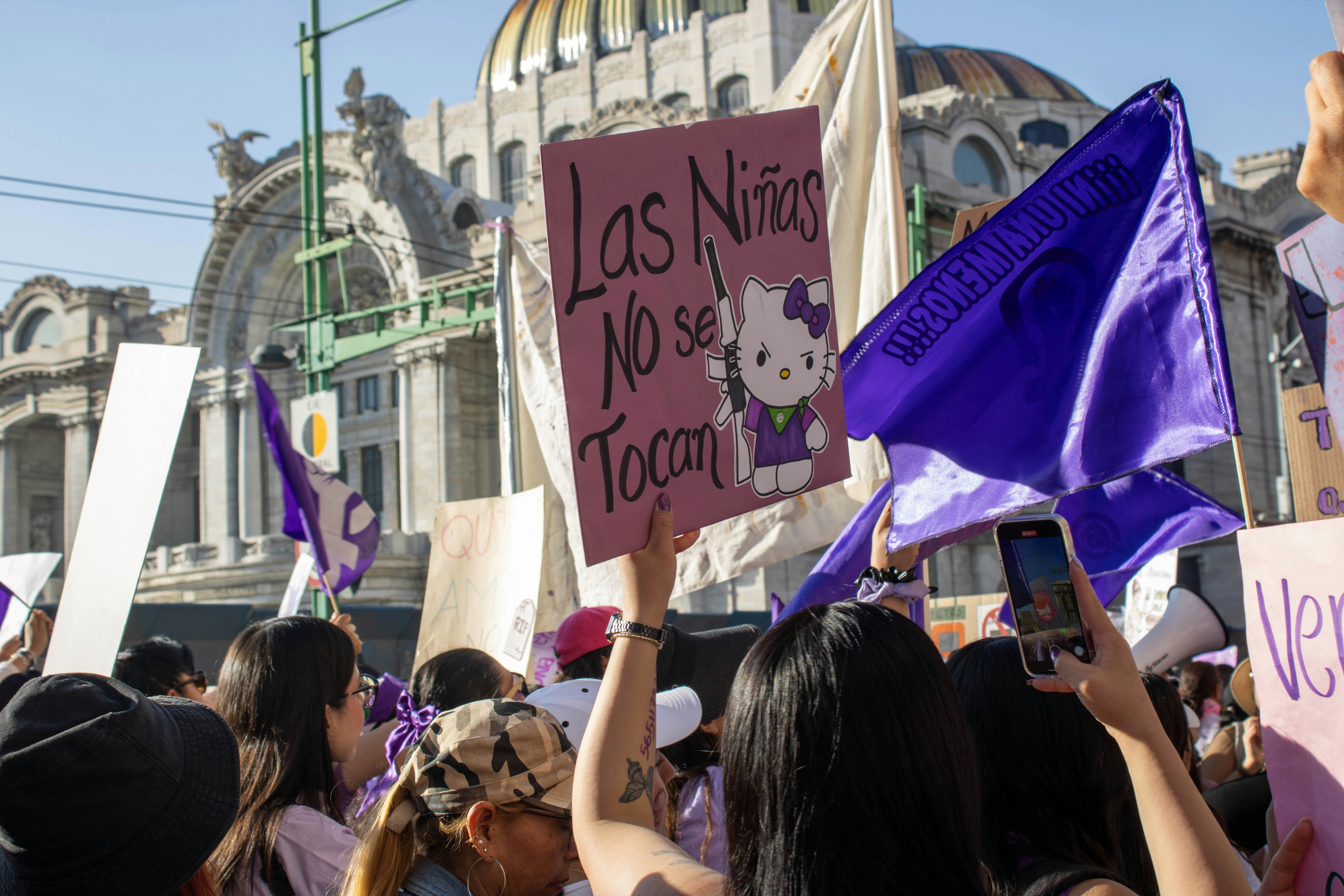 Algunos asexuales están usando compañeros de IA para la intimidad sin el sexo