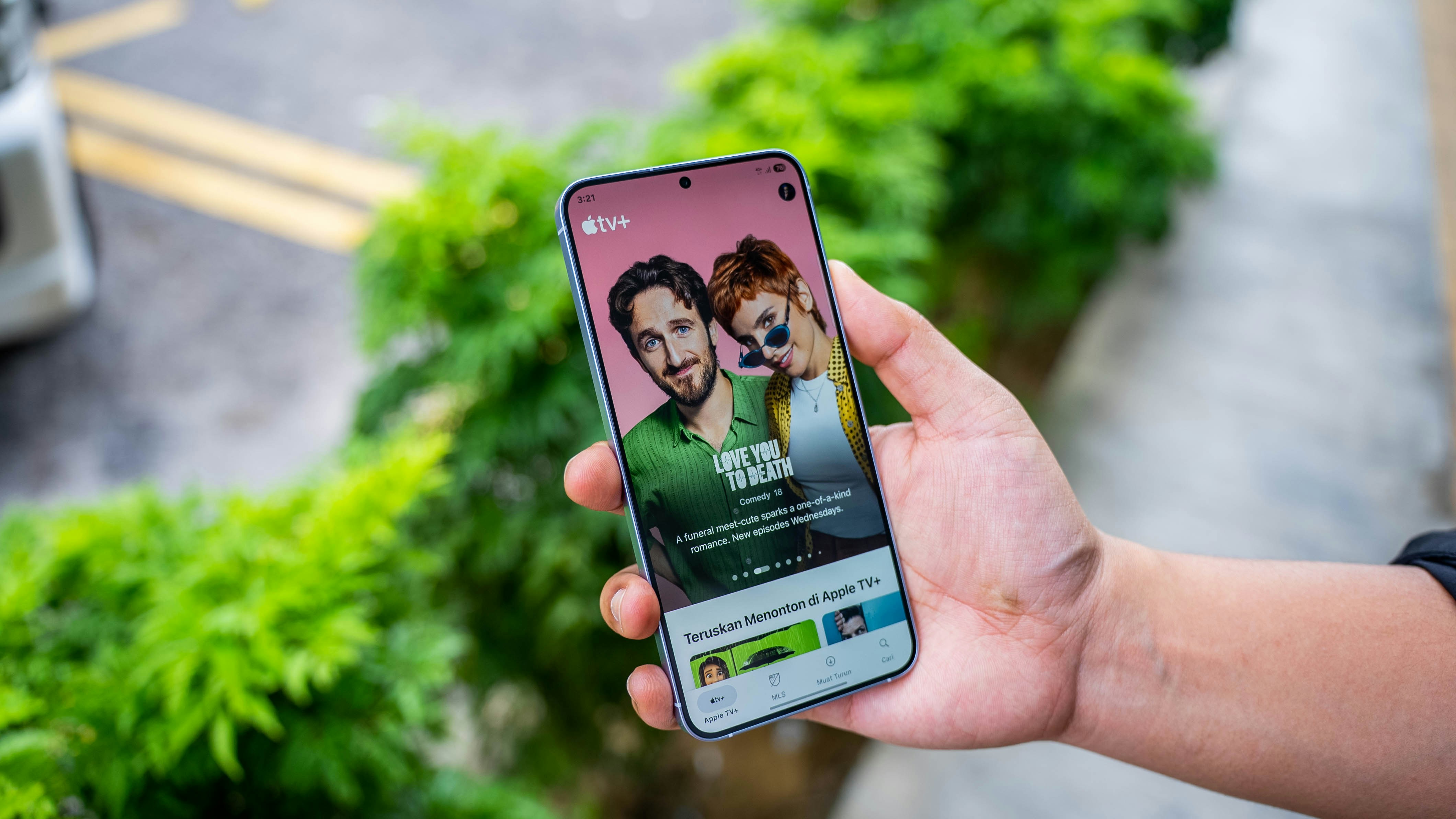 Dos populares plataformas de citas gay eliminadas de la tienda de aplicaciones de Apple en China