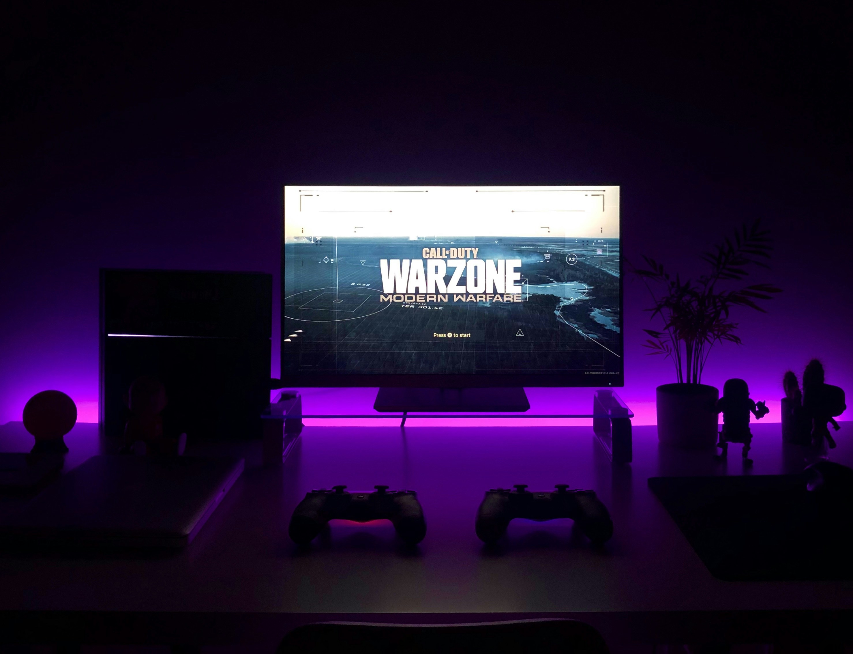 PlayStation lanza mando de lucha inalámbrico y monitor gaming en agosto