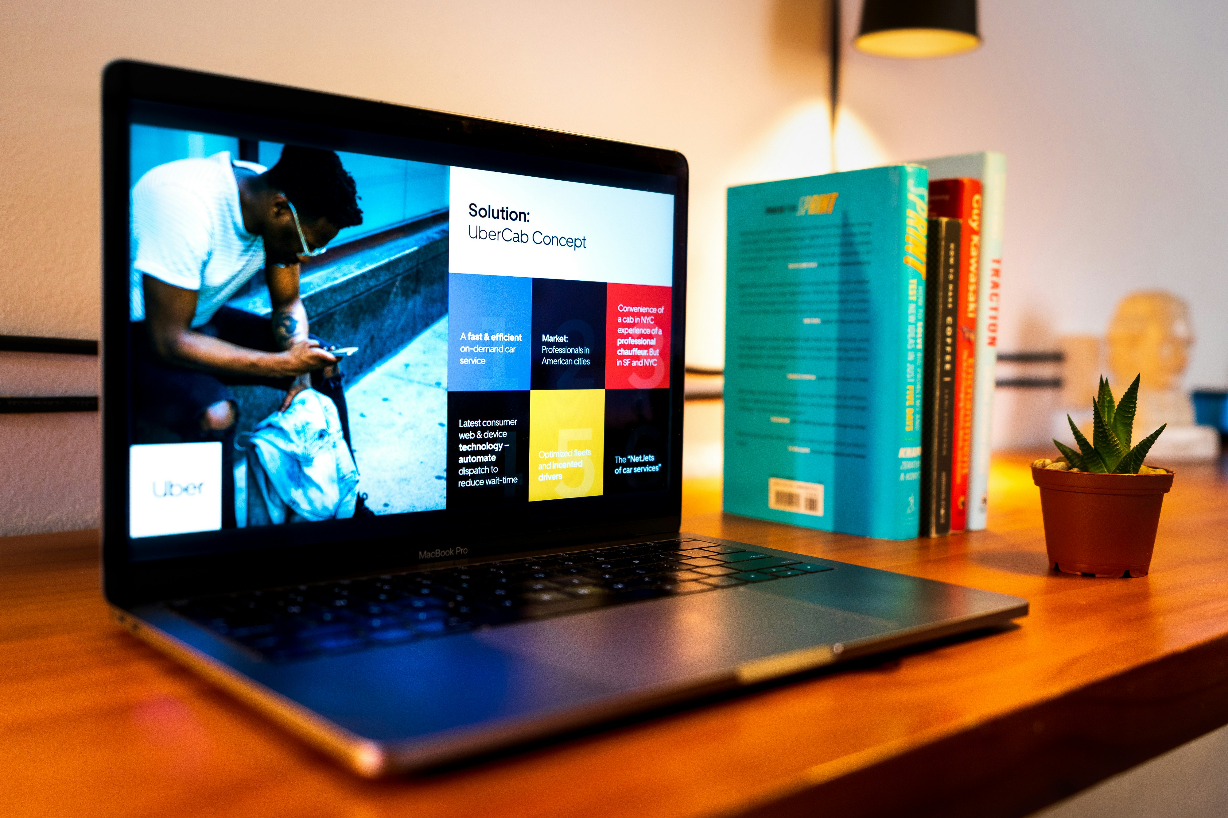 Portal de estudiantes con notas y tutoriales en la hoja de ruta de innovación