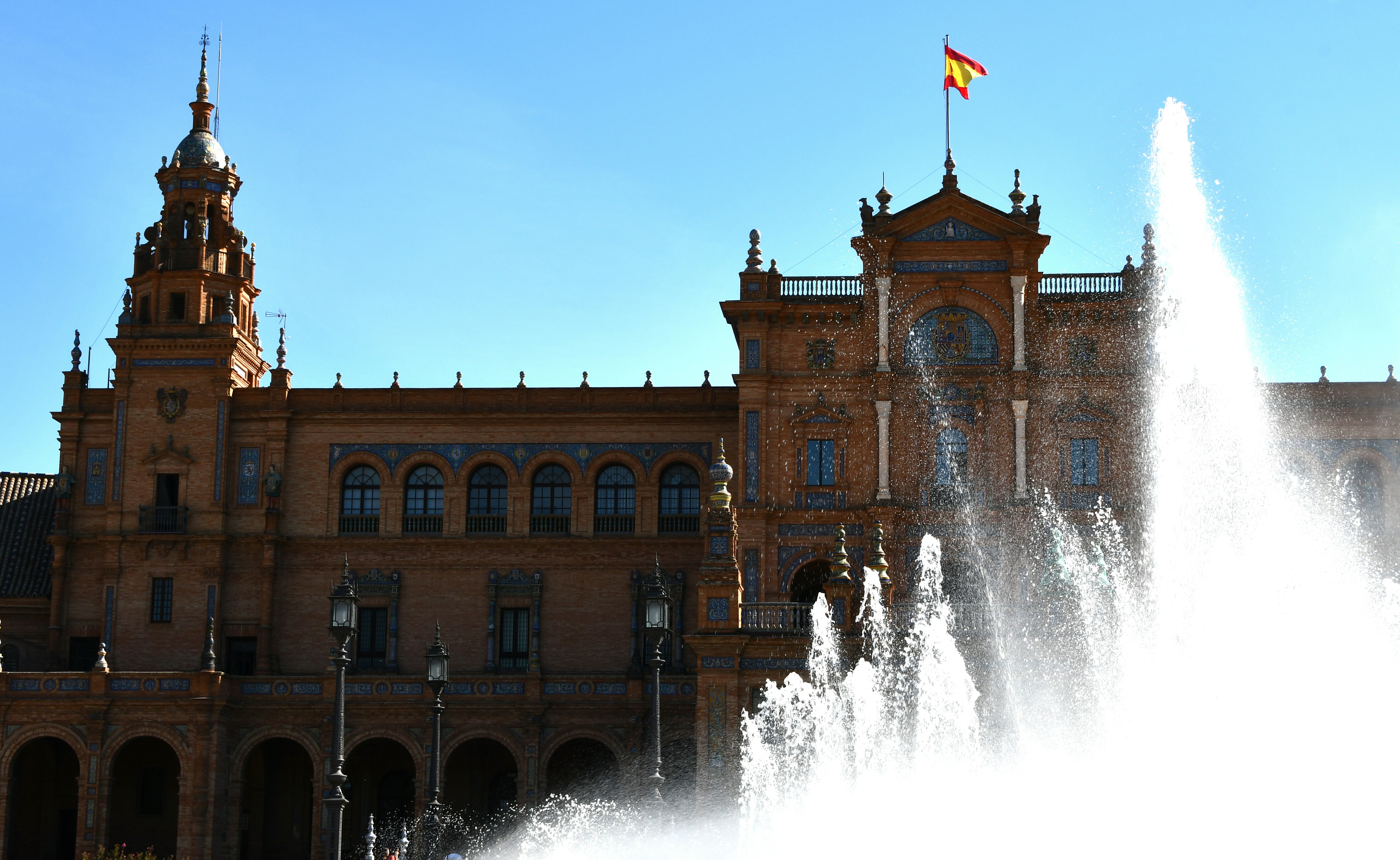 Programas personalizados de gestión segura. Costo en España: precios reales de más de 50 proyectos