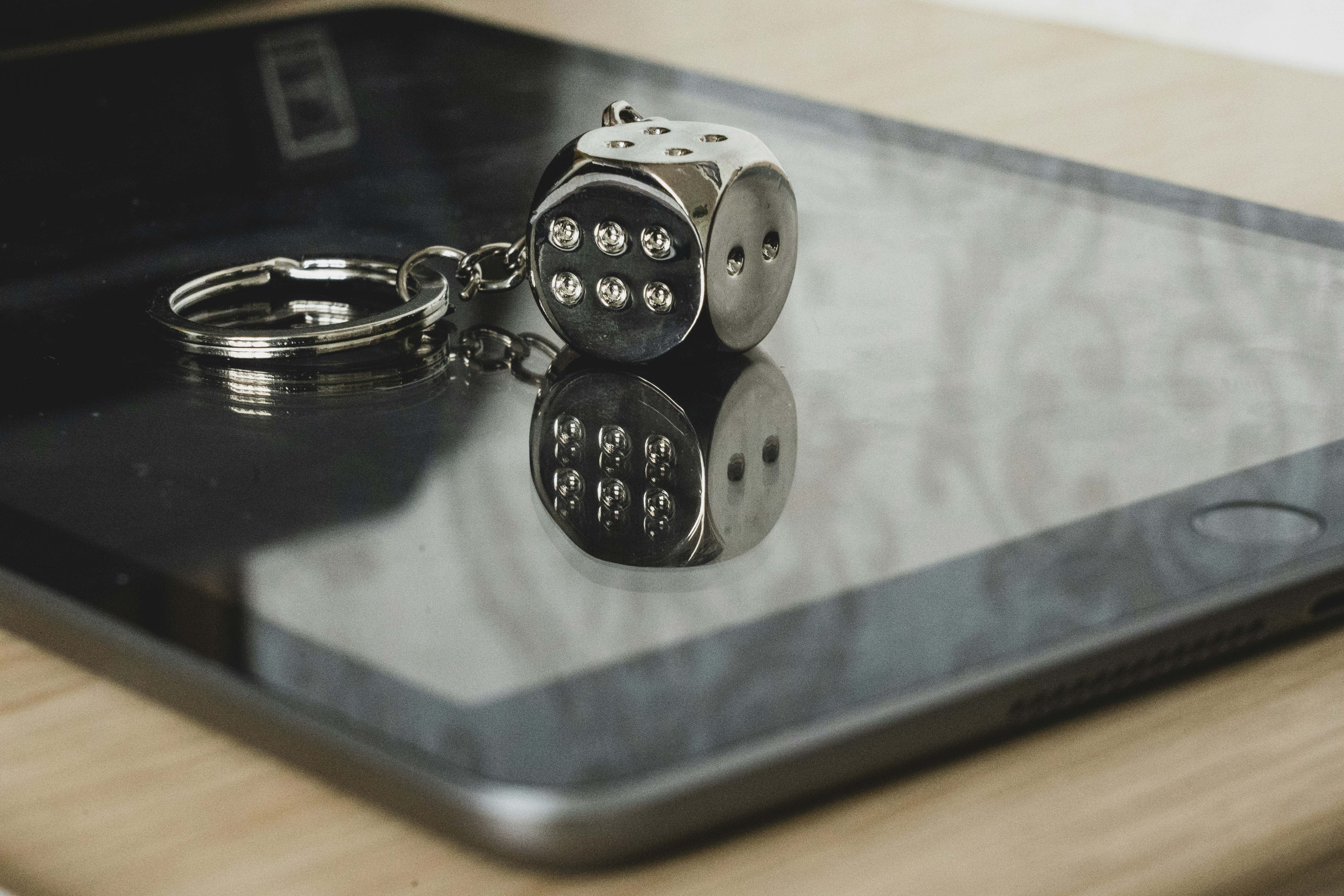 Supera la suite de seguridad de iOS: Detección de jailbreak explicada y probada