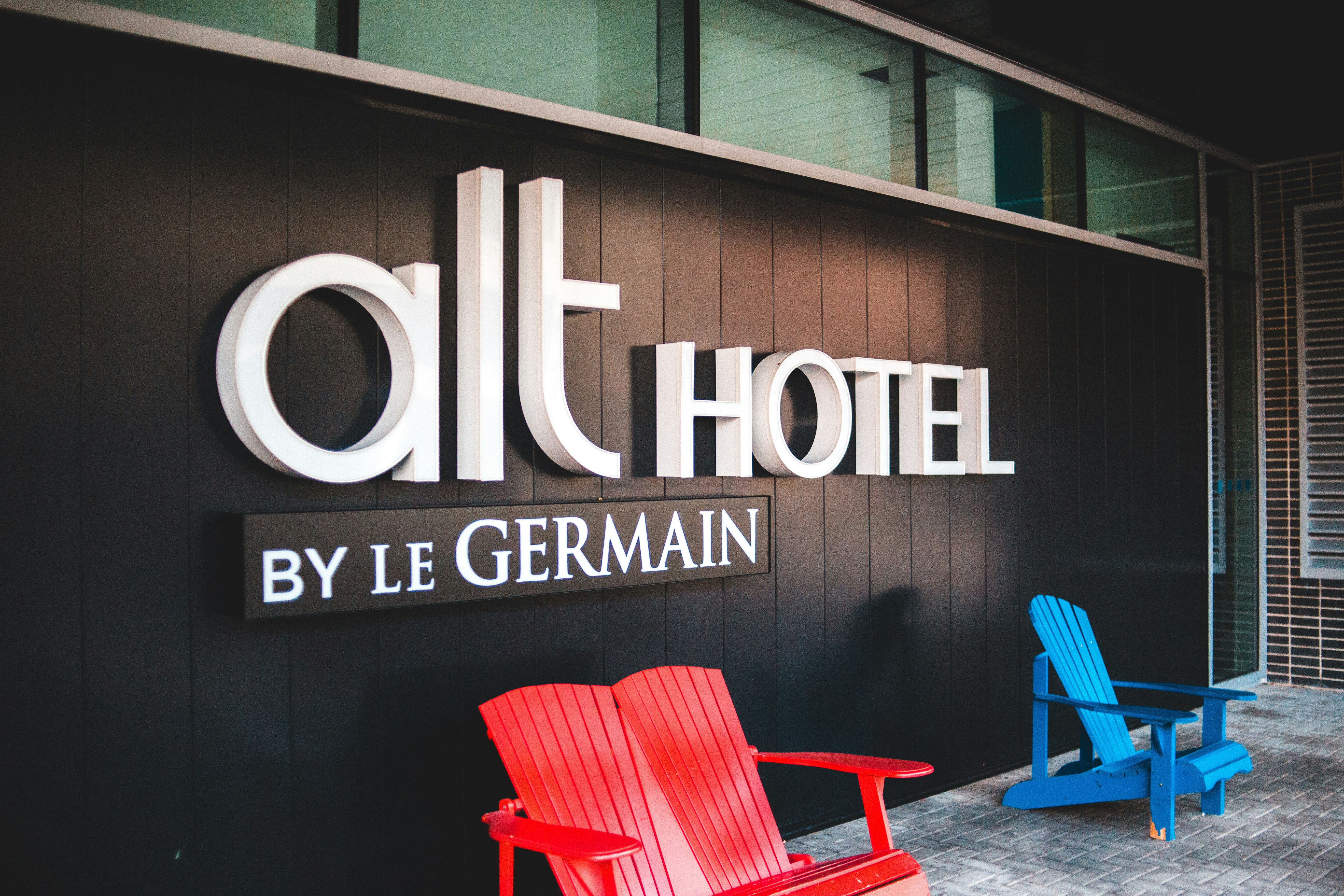 ¿Qué hotel recomienda la IA? Auditoría de algoritmos de LLM