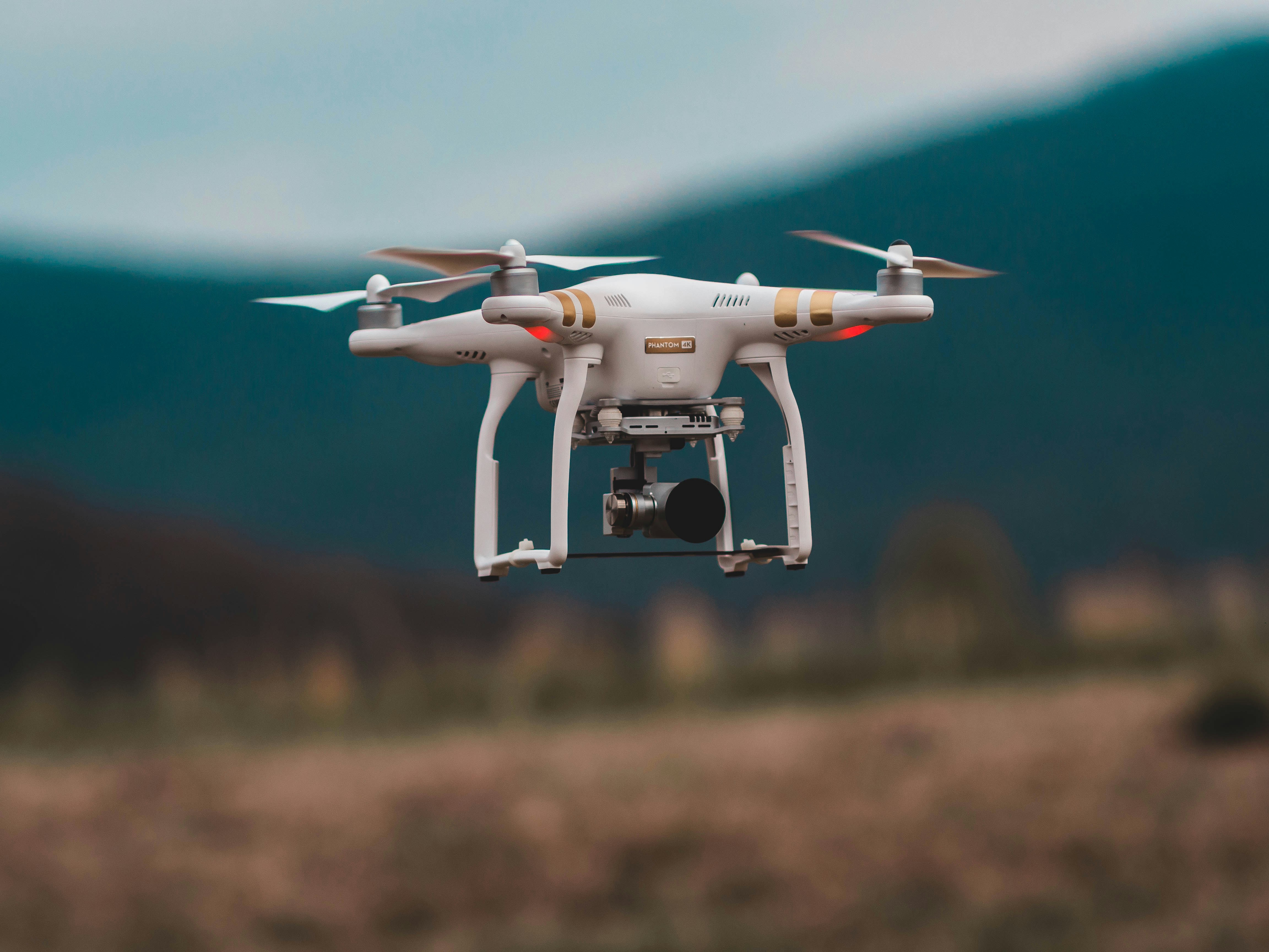 Redes neuronales gráficas en la guerra Irán-Israel: ciberseguridad y drones