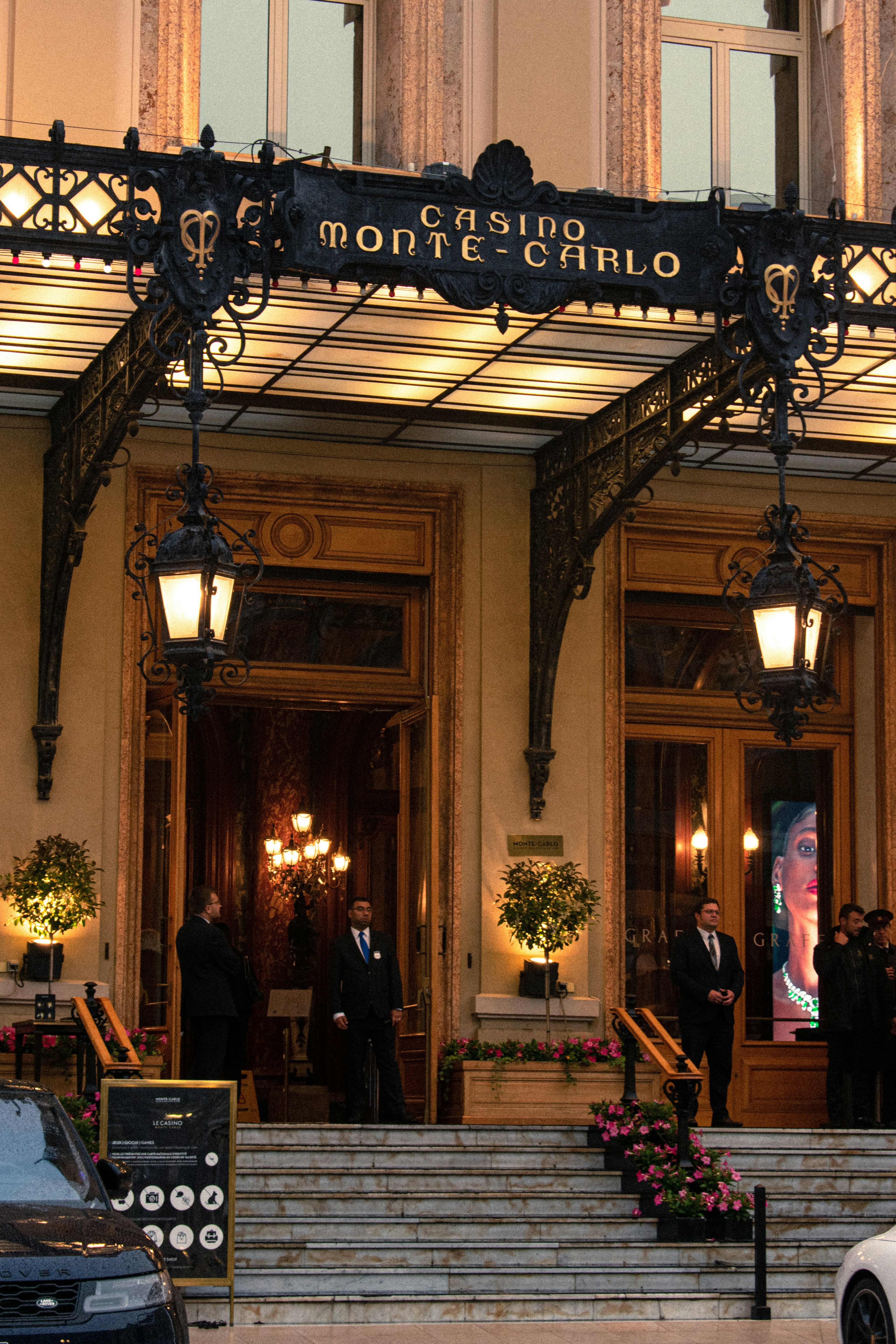 MC^2: Corrección de Monte Carlo para la resolución rápida de EDP elípticas