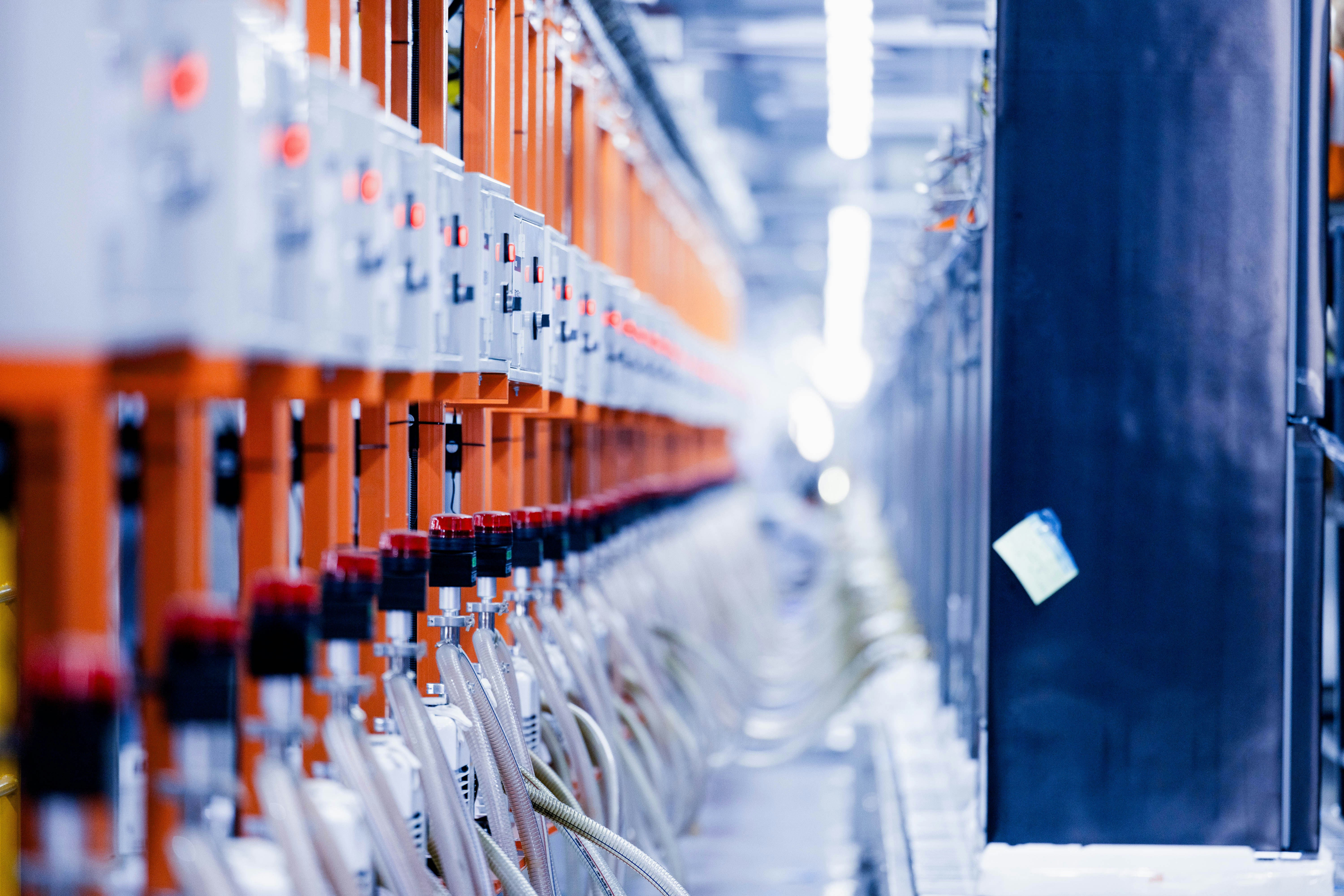 ¿Se puede respaldar y restaurar minería de procesos y automatización?