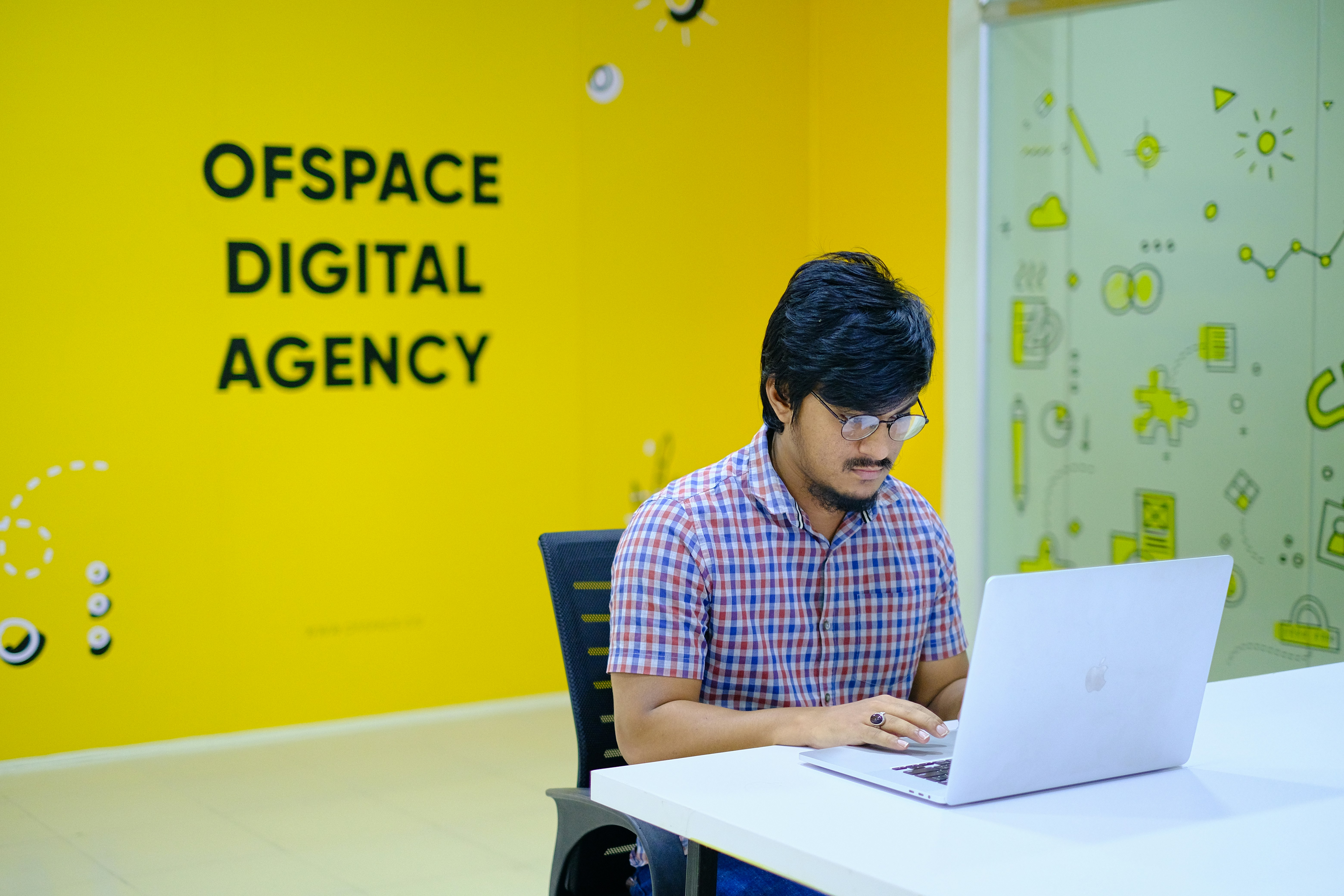 ¿Cuál es el ROI del desarrollo de la presencia digital corporativa?