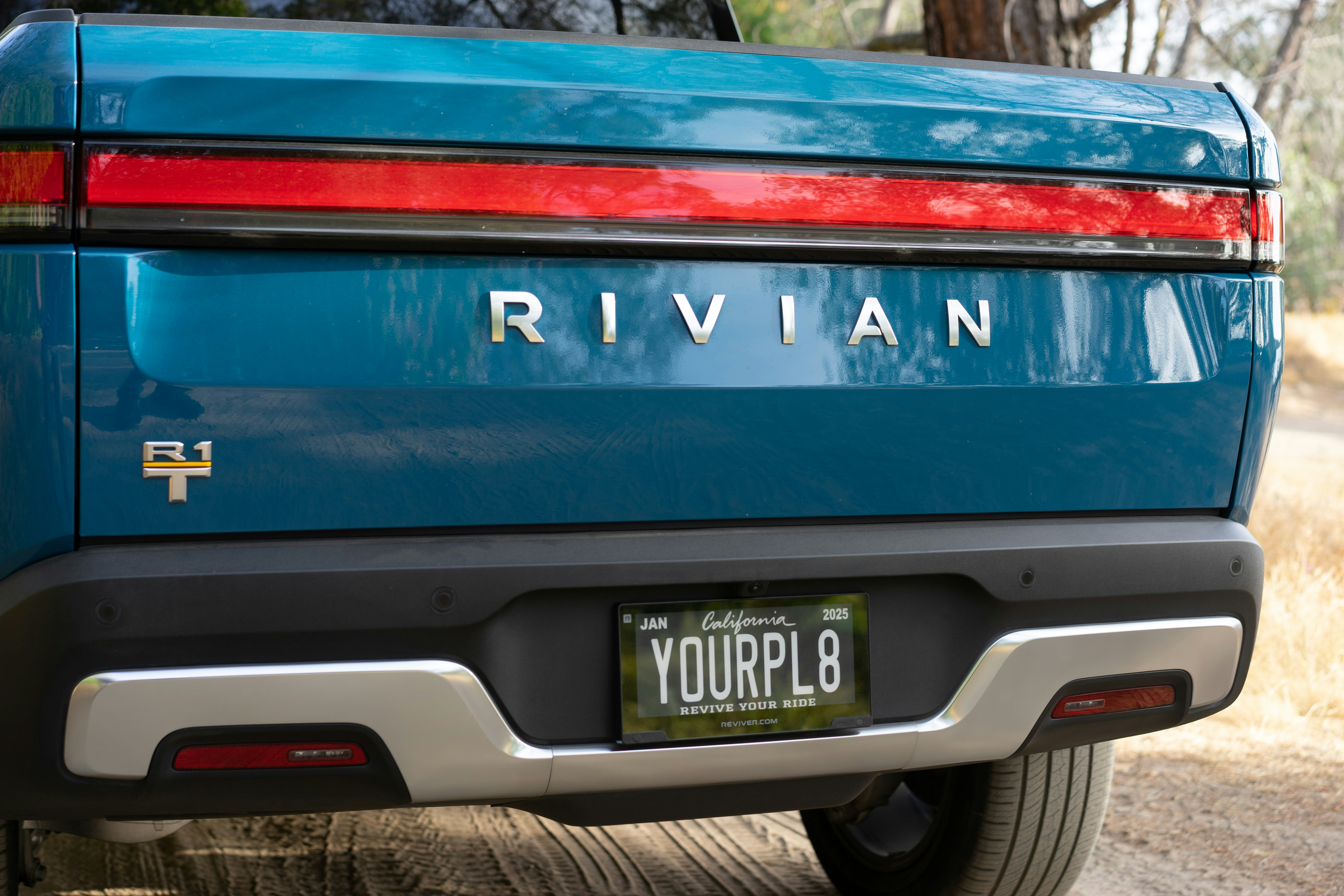 Rivian entregará los primeros SUV R2 el 9 de junio.
