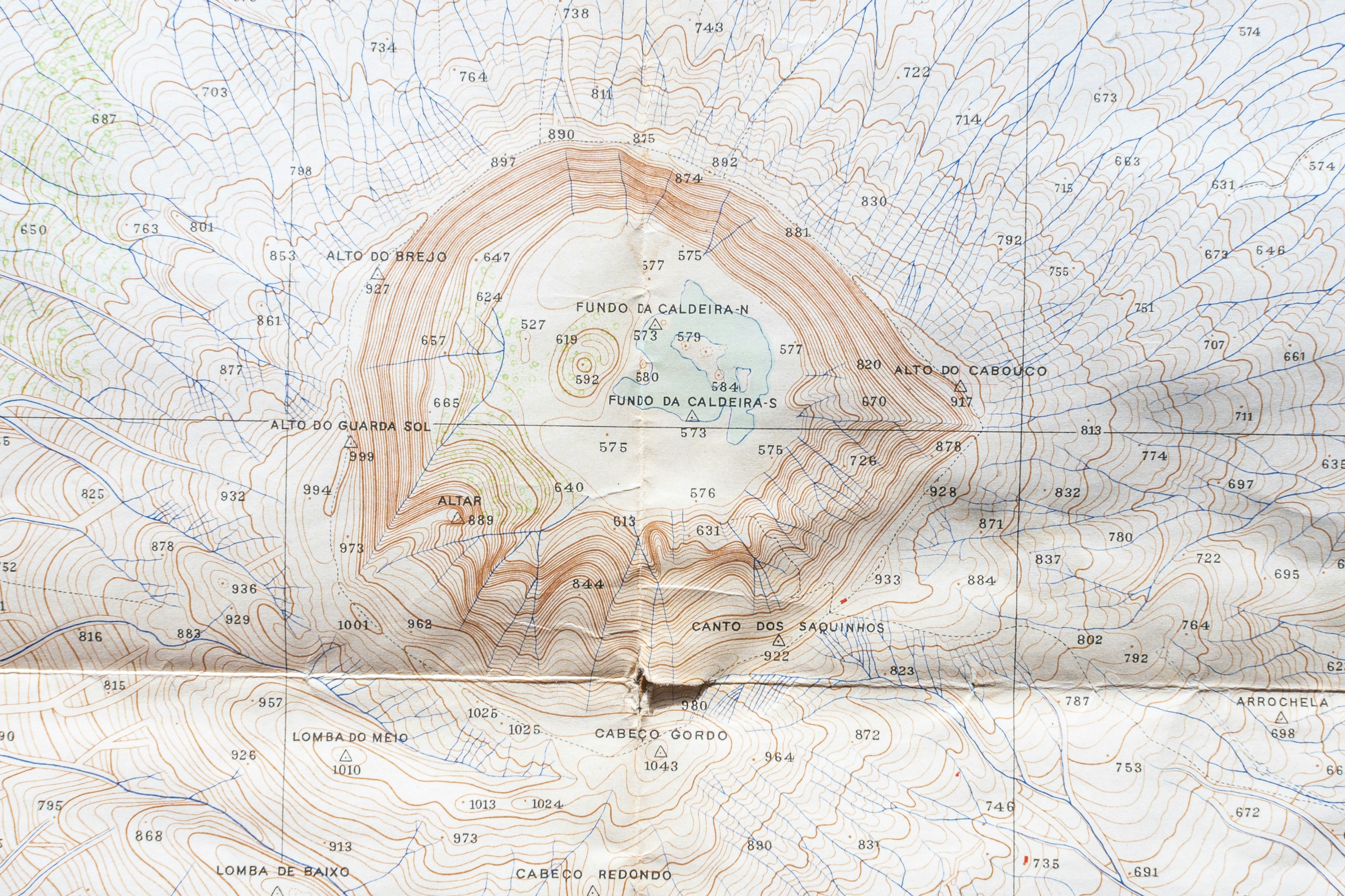 RMPrior: Priors de propagación y refinamiento por difusión en mapas de radio
