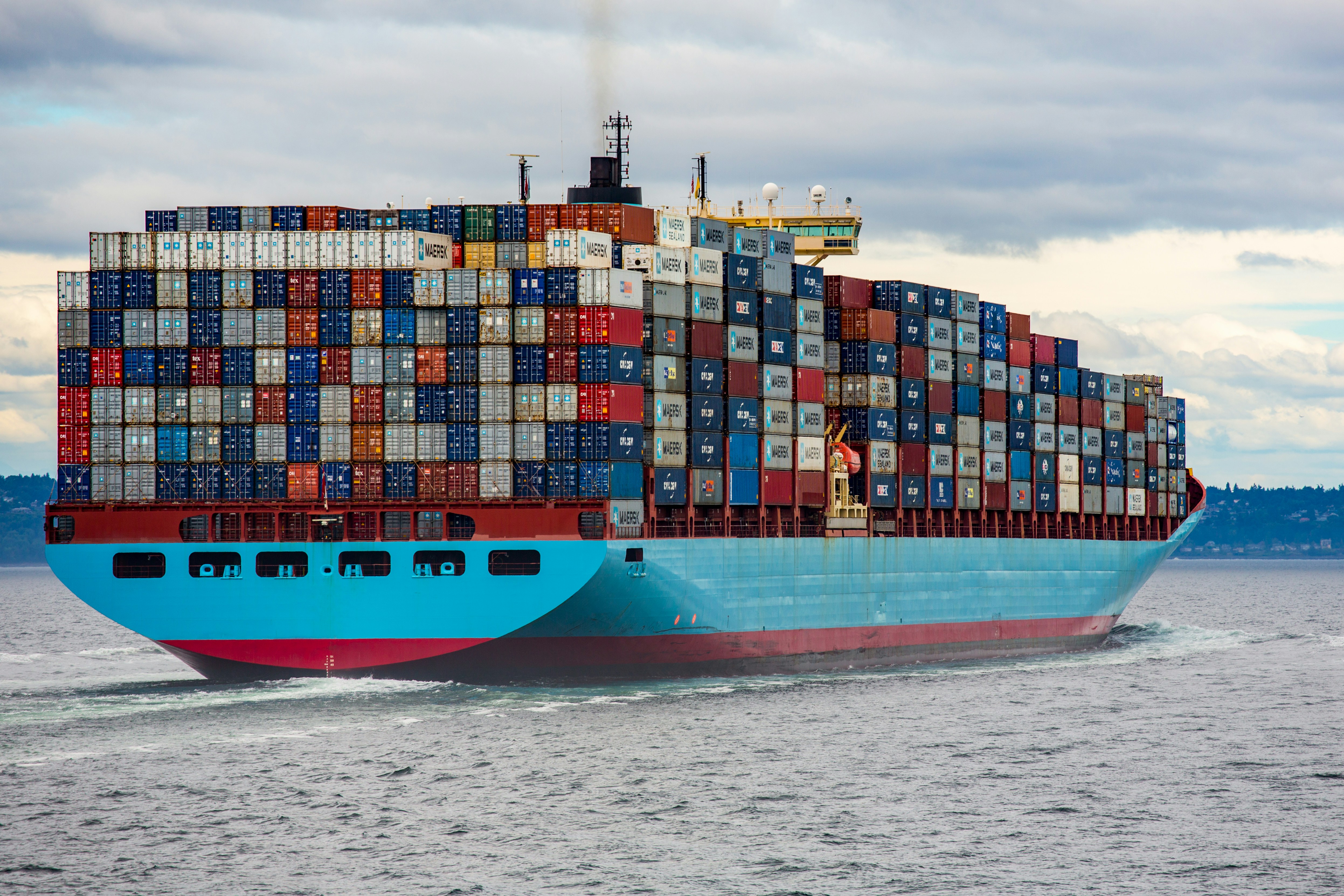 Servicios de carga en ferris: eficiencia en transporte global