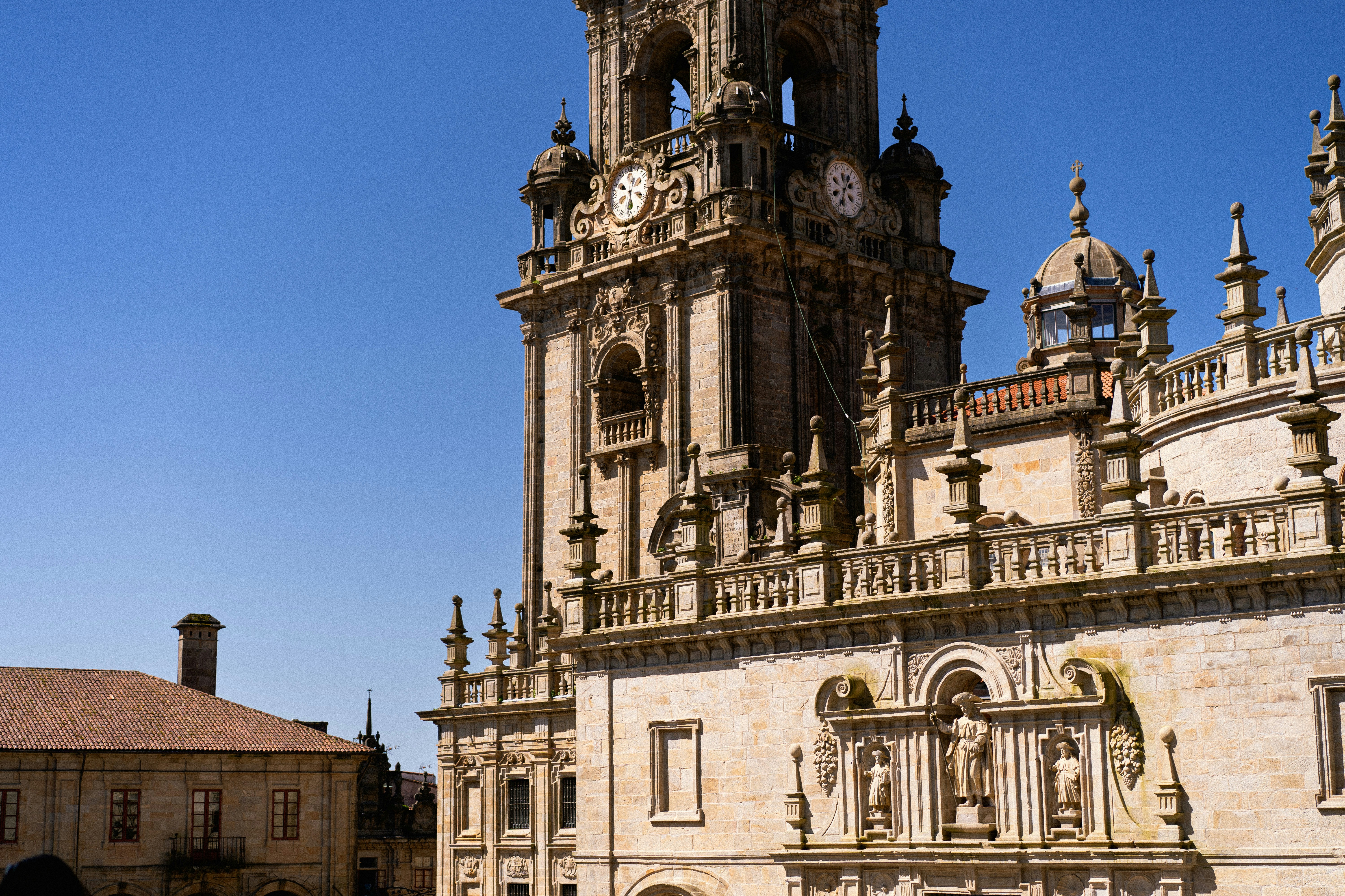 Socio oficial del sistema telefónico de inteligencia artificial en Santiago de Compostela - Más de 15 años de experiencia