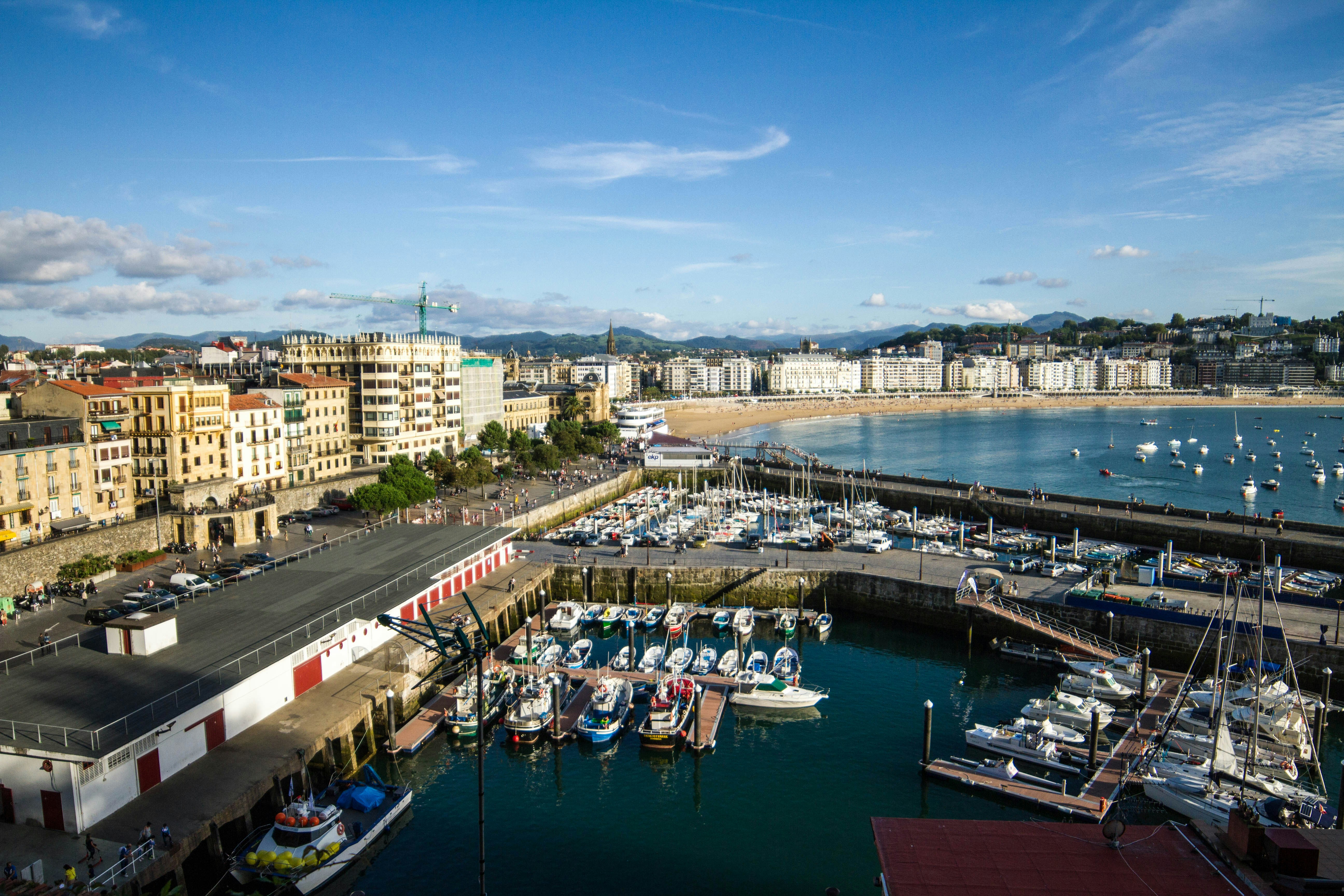 Socio oficial del sistema telefónico de inteligencia artificial en San Sebastián - Más de 15 años de experiencia