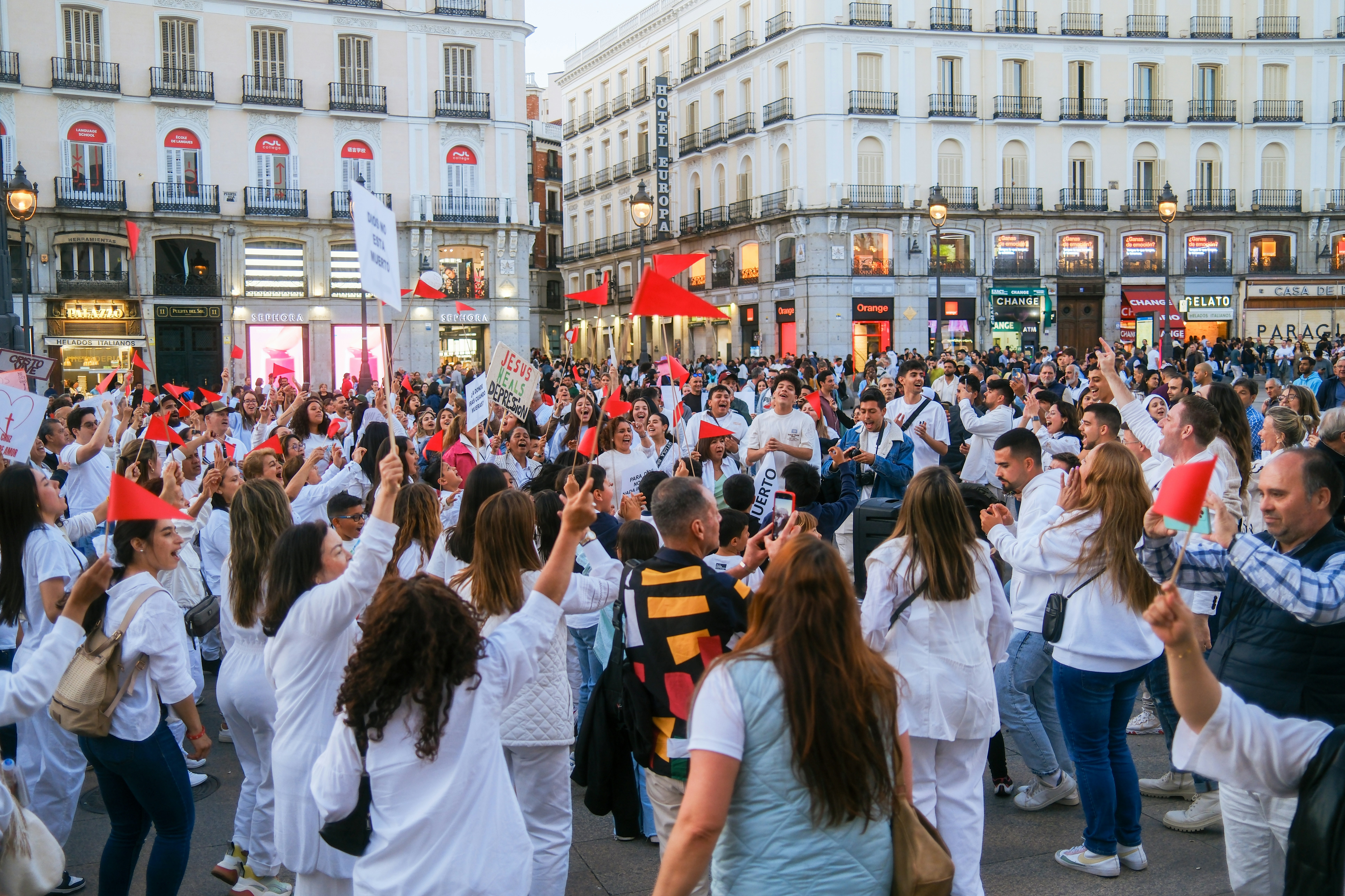 Socio oficial supervisor de trabajadores agentivos en Madrid - Más de 15 años de experiencia