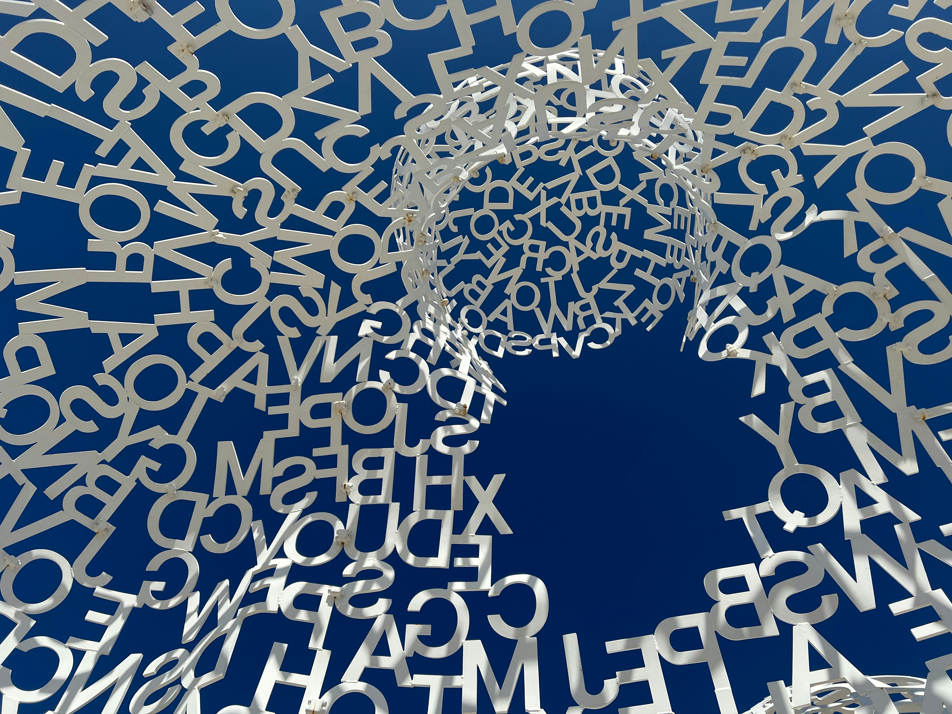 ¿Cómo puede el software de gestión de prácticas de psicología apoyar objetivos ambientales?