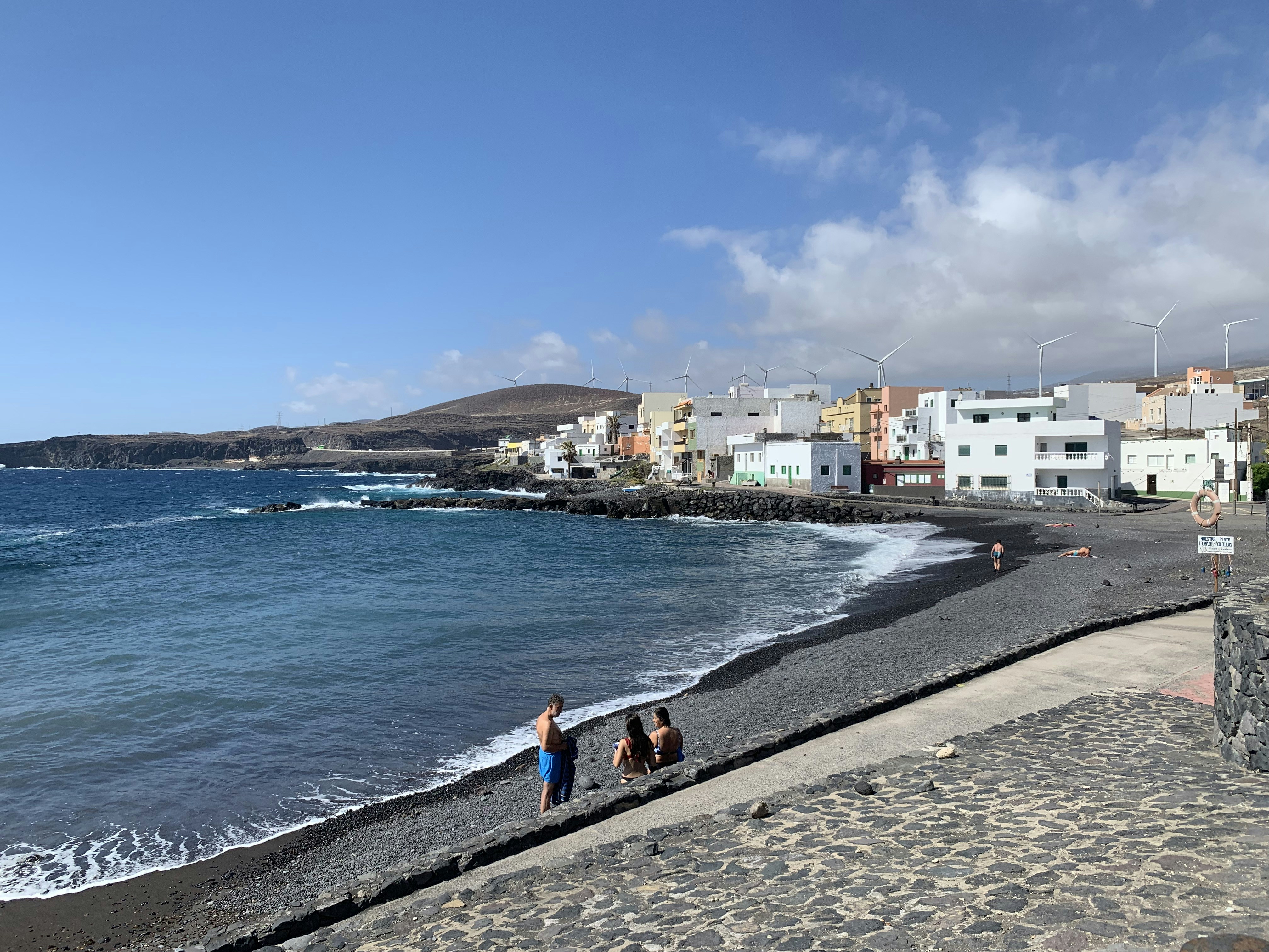 Socio oficial de avatar conversacional de IA en Santa Cruz de Tenerife - Más de 15 años de experiencia
