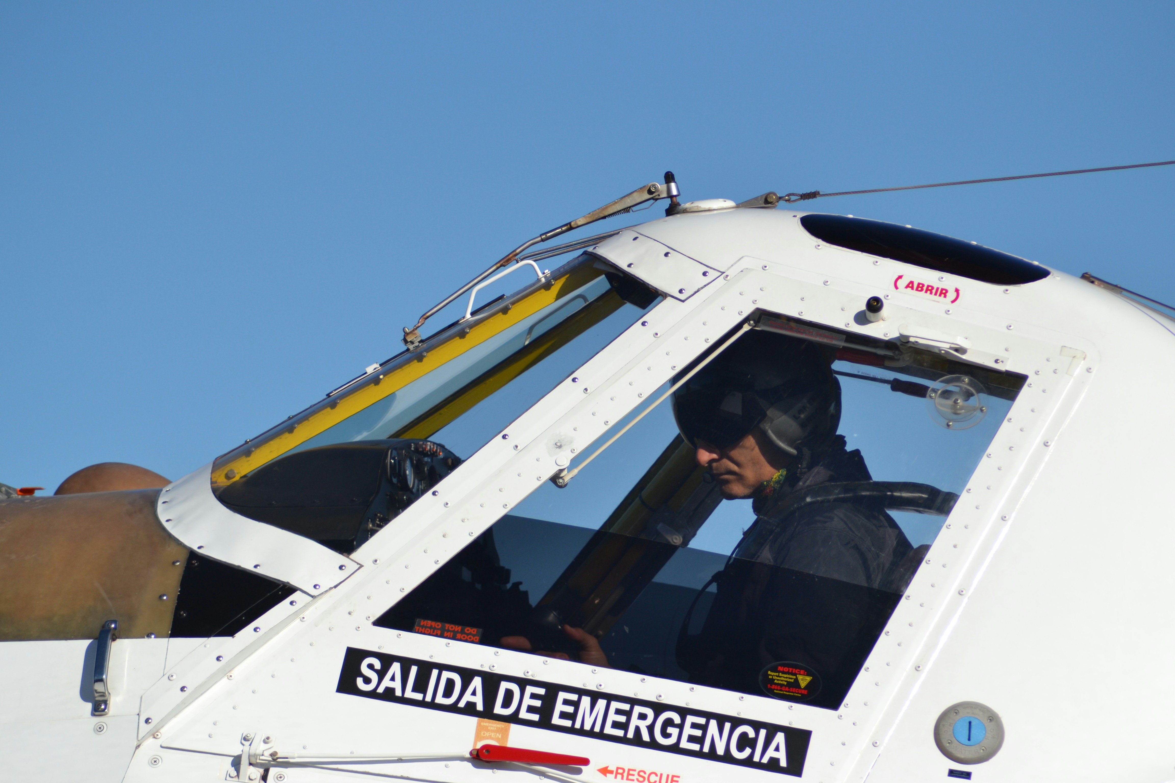Explicando y rompiendo el techo de seguridad-utilidad mediante la expansión dimensional de preferencias