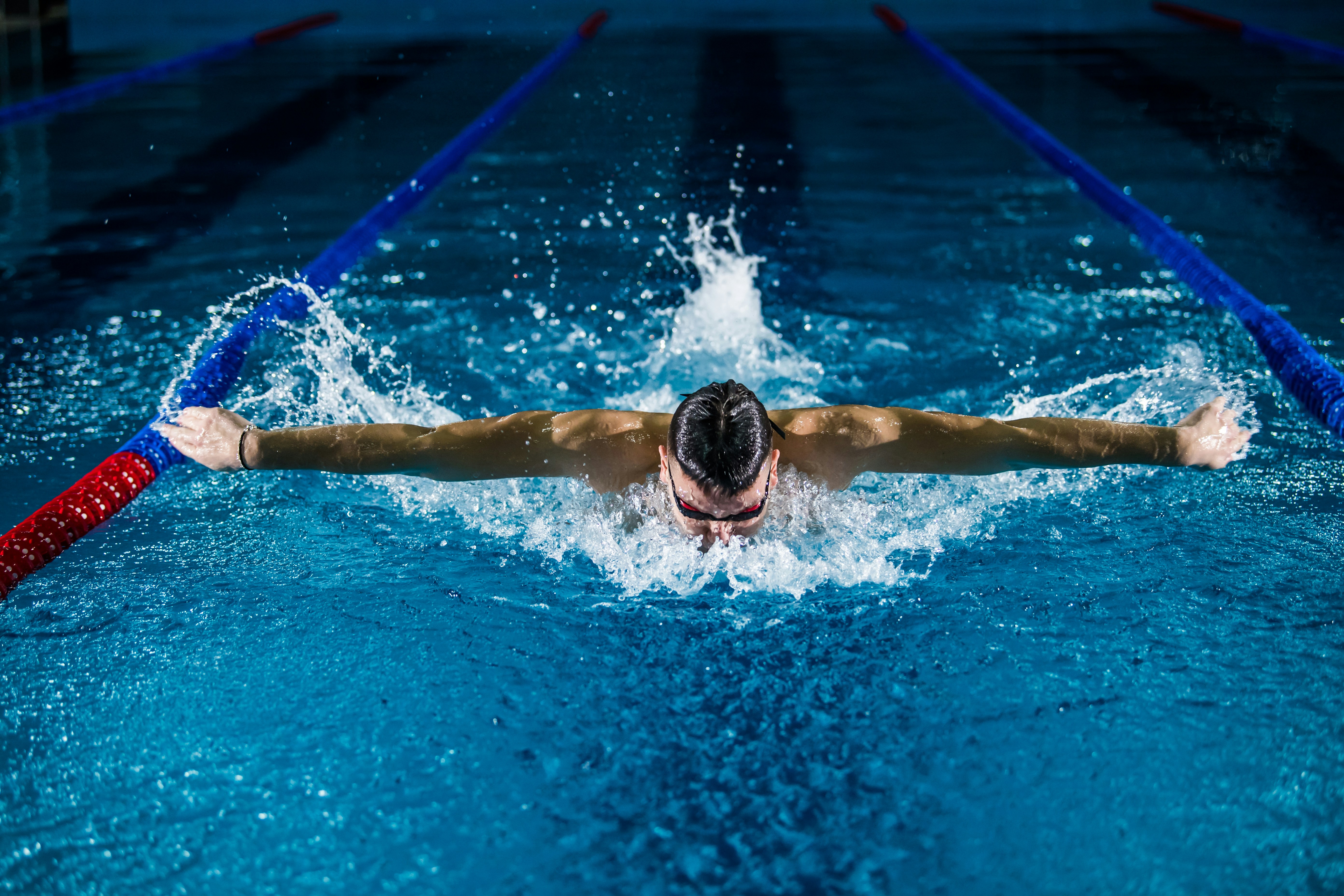 SWIM: Imitación de cuerpo completo para natación
