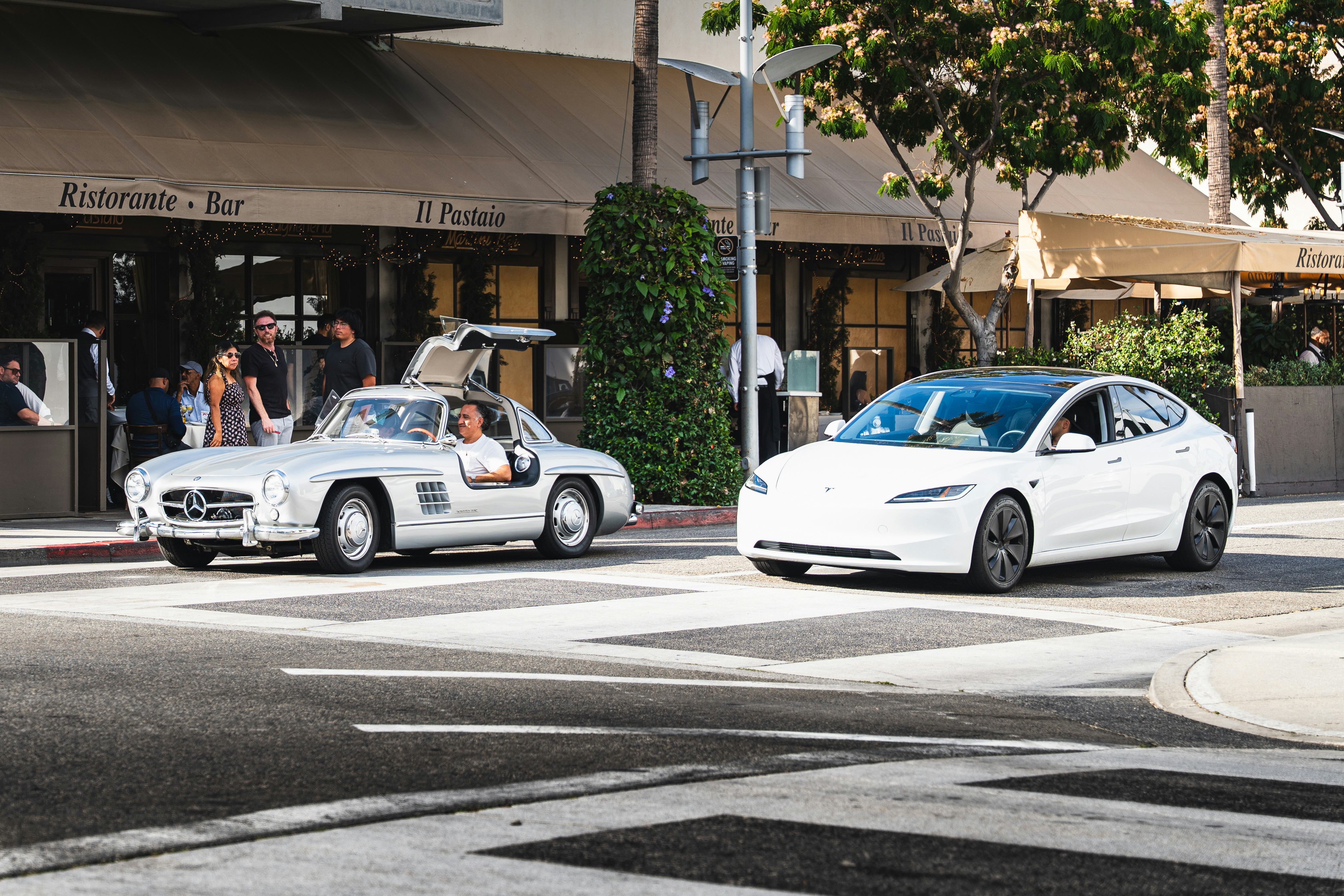 Tesla robotaxi cubre toda el área metropolitana de Austin (con pocos autos)