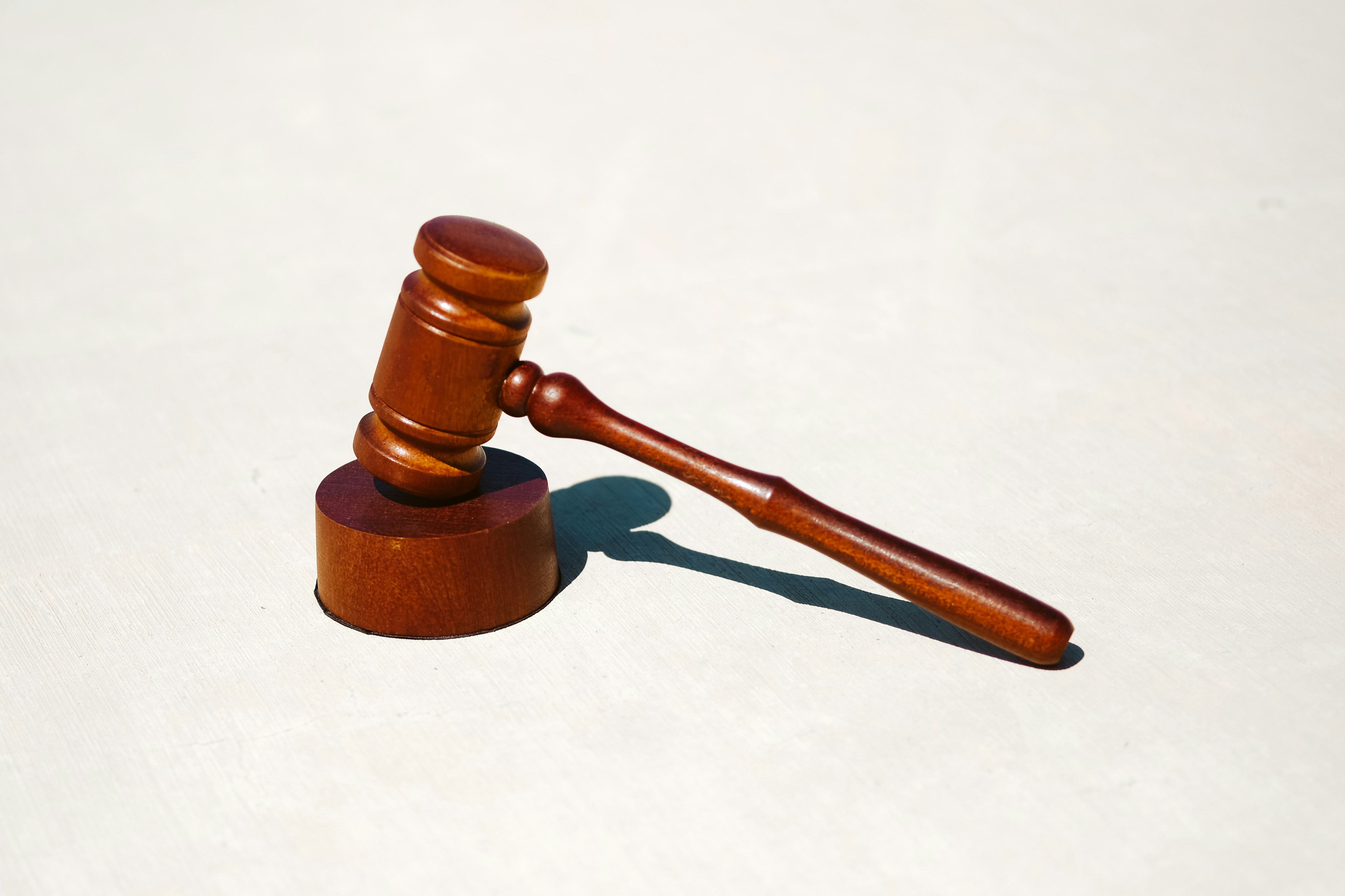 Tribunal declara a Google responsable por falsedades de AI Overviews