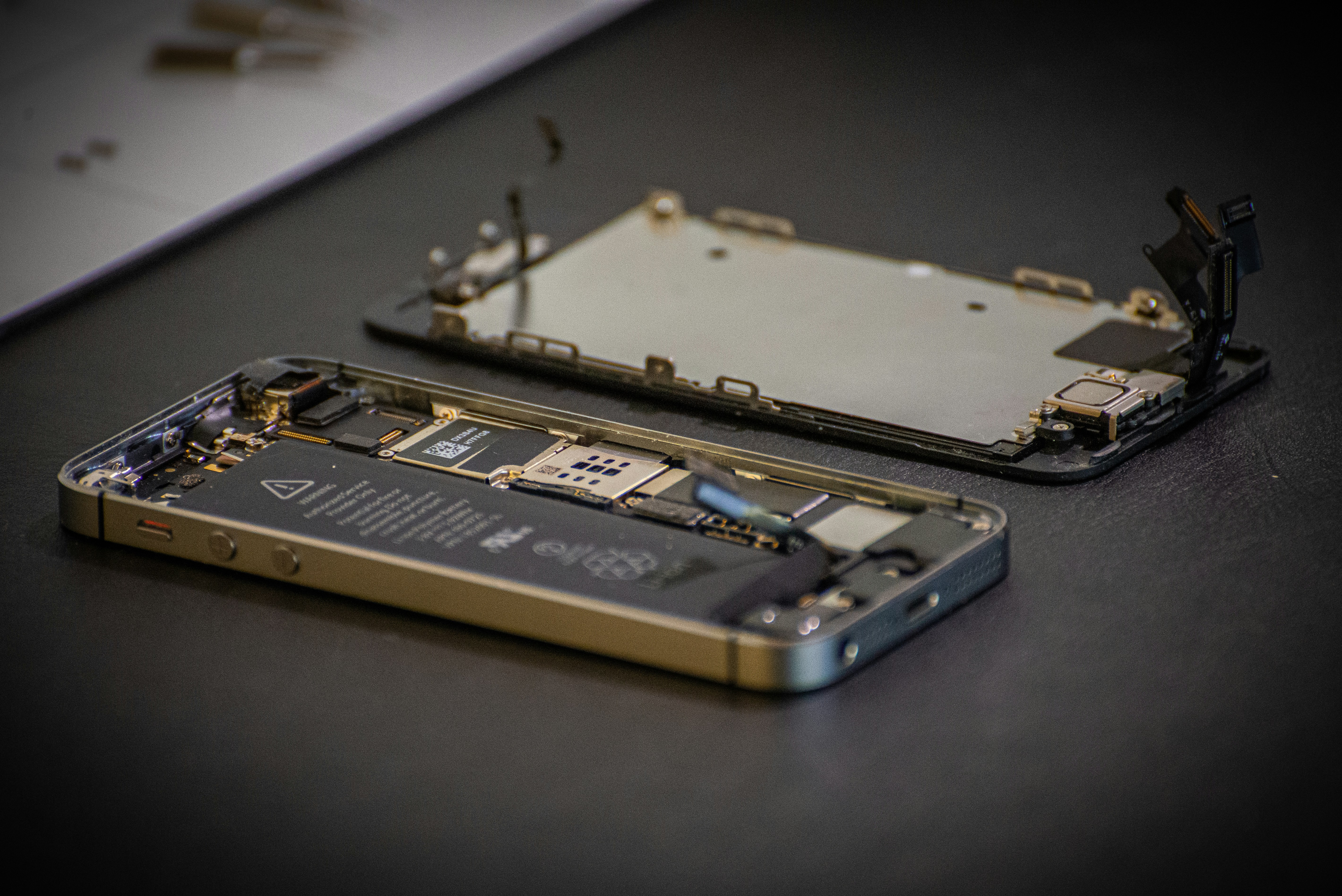 Trump Phone: un HTC U24 Pro con baño de oro