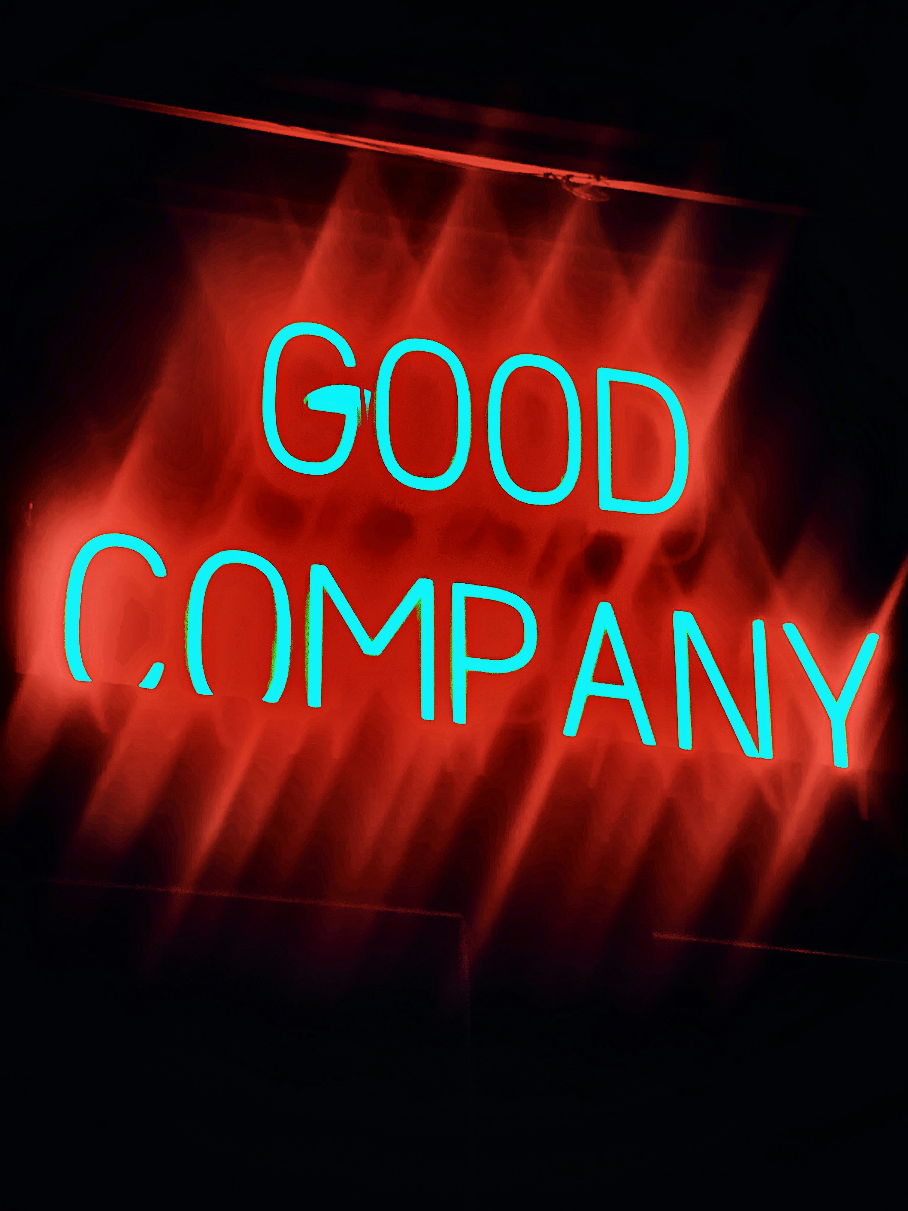 ¿Puede una empresa de software personalizarse para las necesidades específicas de mi negocio?